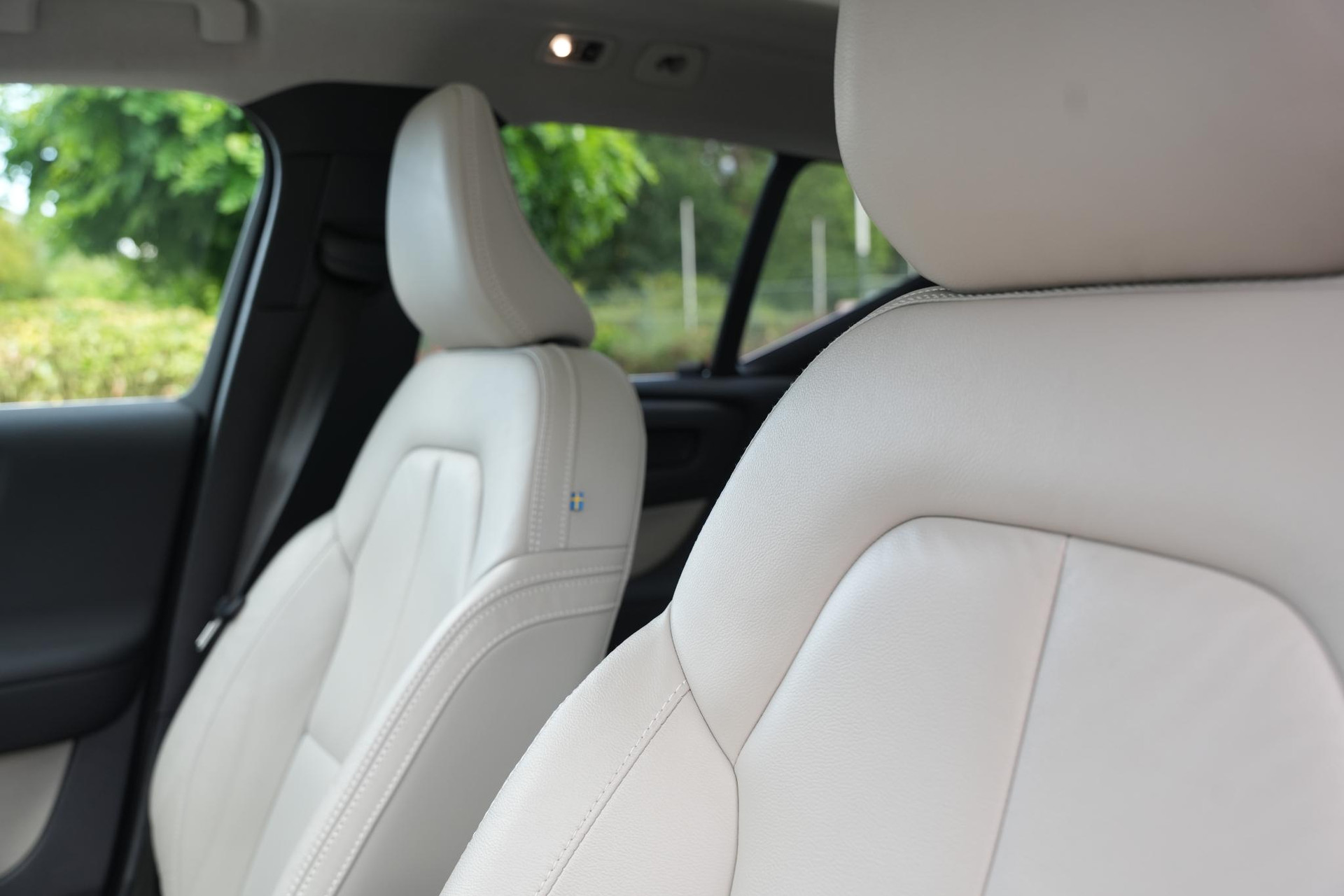 Volvo XC40 1.5 T4 Plug-in hybrid Ultimate Bright 2023 Bright dusk 26