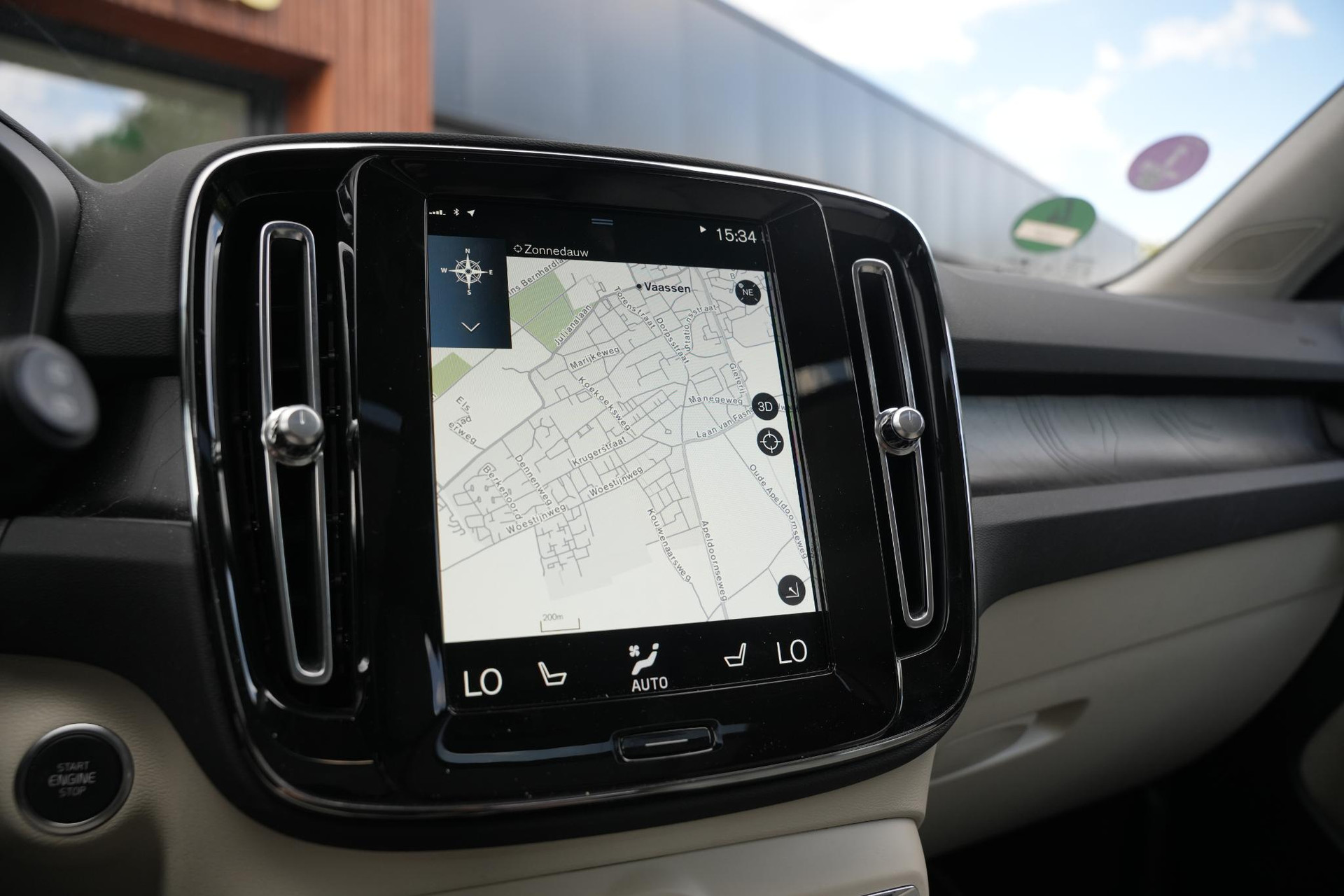 Volvo XC40 1.5 T4 Plug-in hybrid Ultimate Bright 2023 Bright dusk 35