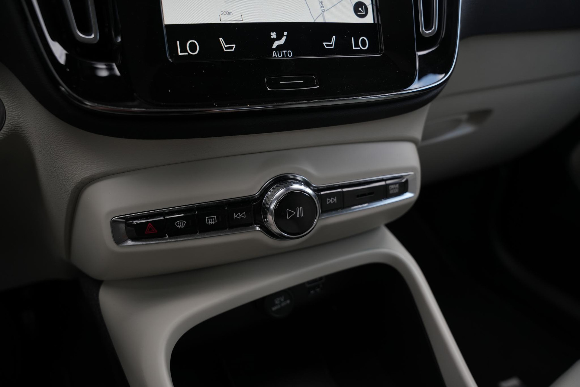 Volvo XC40 1.5 T4 Plug-in hybrid Ultimate Bright 2023 Bright dusk 36