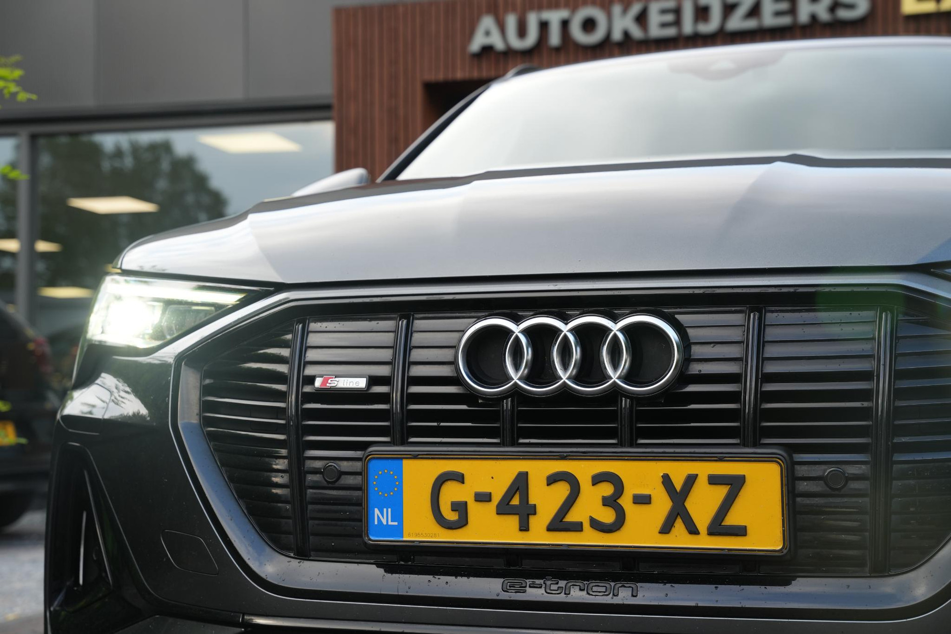 Audi e-tron e-tron 50 quattro Launch edition Black 71 kWh 2019 Daytonagrijs 16