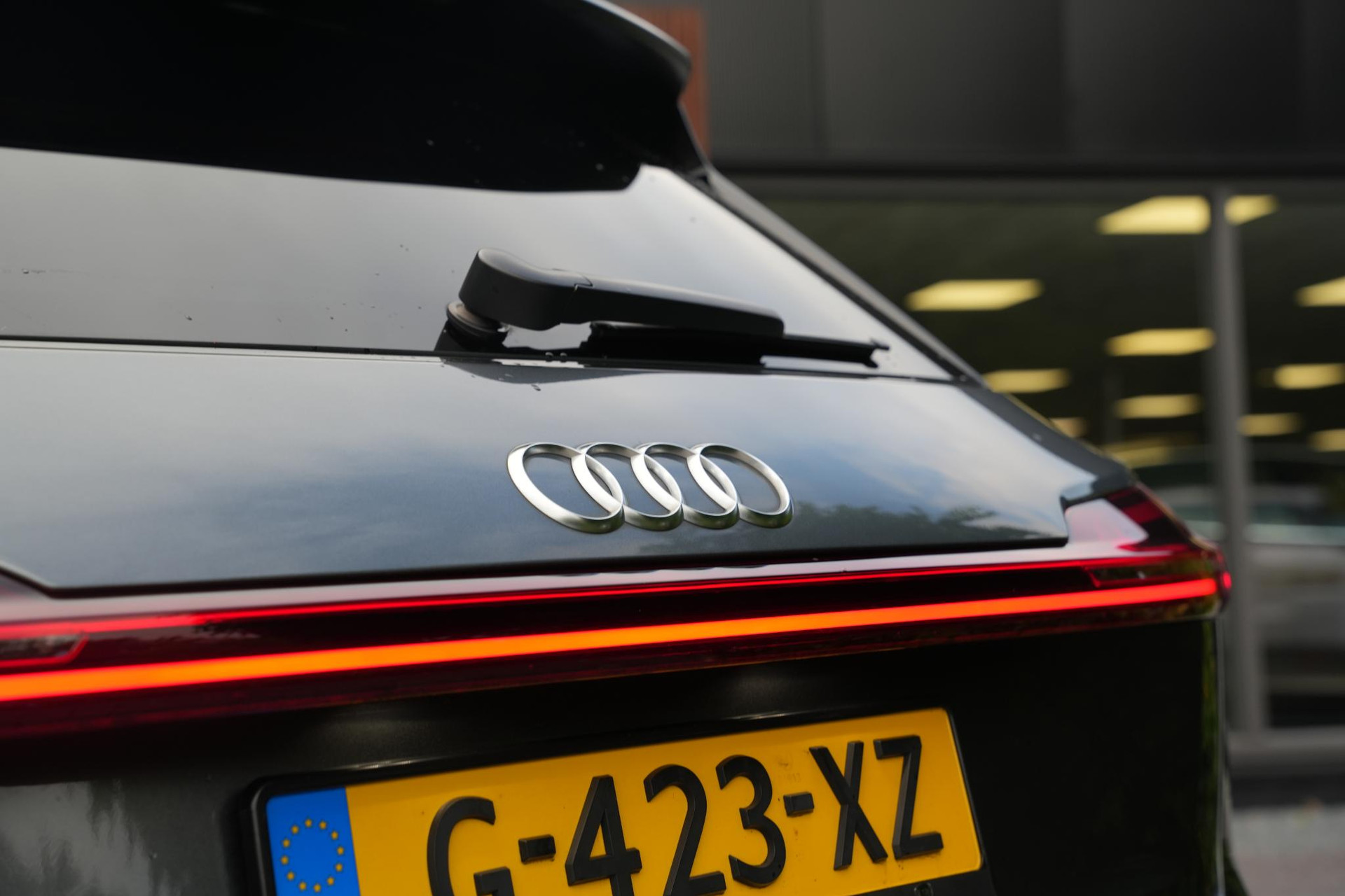Audi e-tron e-tron 50 quattro Launch edition Black 71 kWh 2019 Daytonagrijs 20