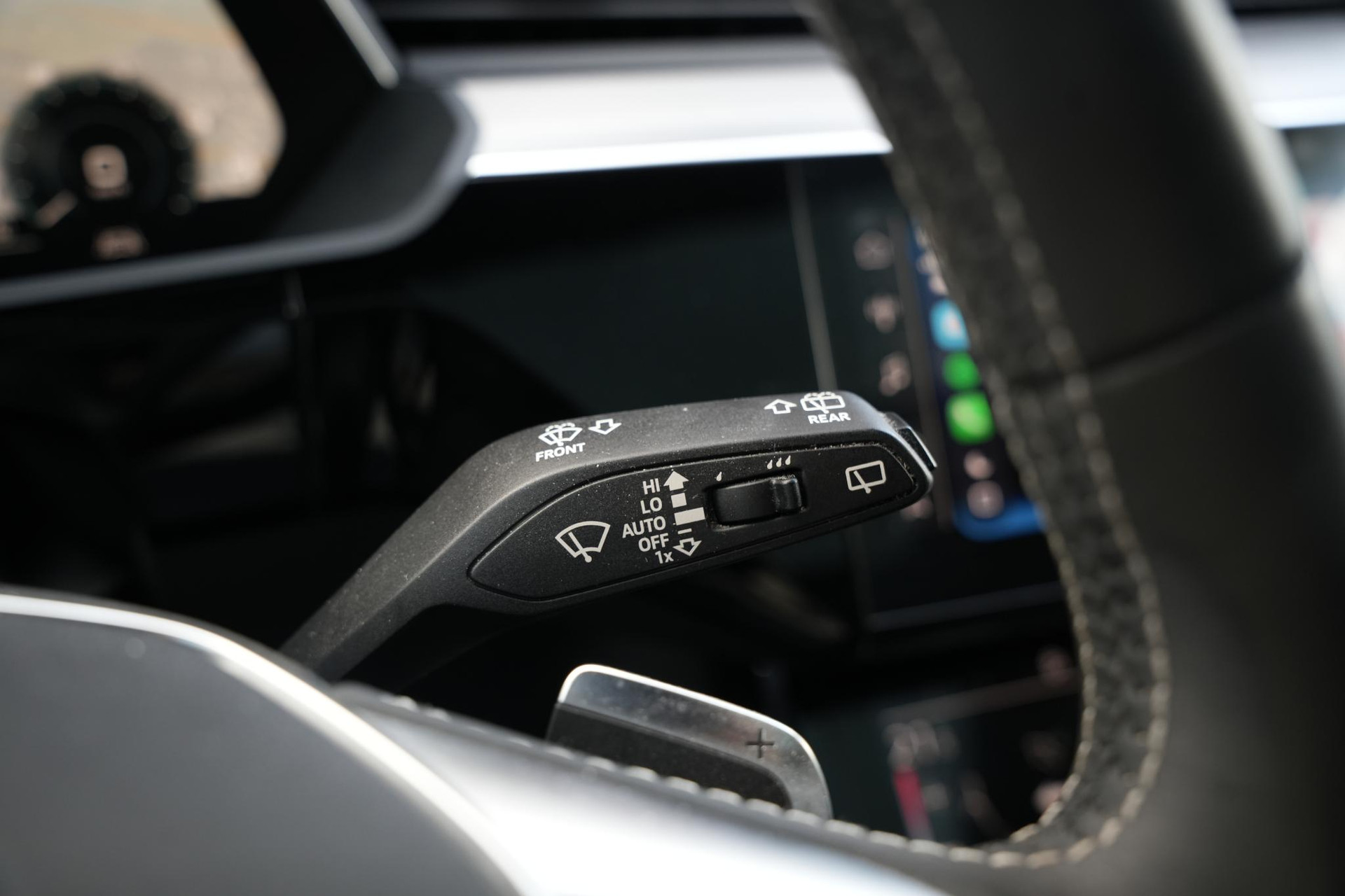 Audi e-tron e-tron 50 quattro Launch edition Black 71 kWh 2019 Daytonagrijs 31