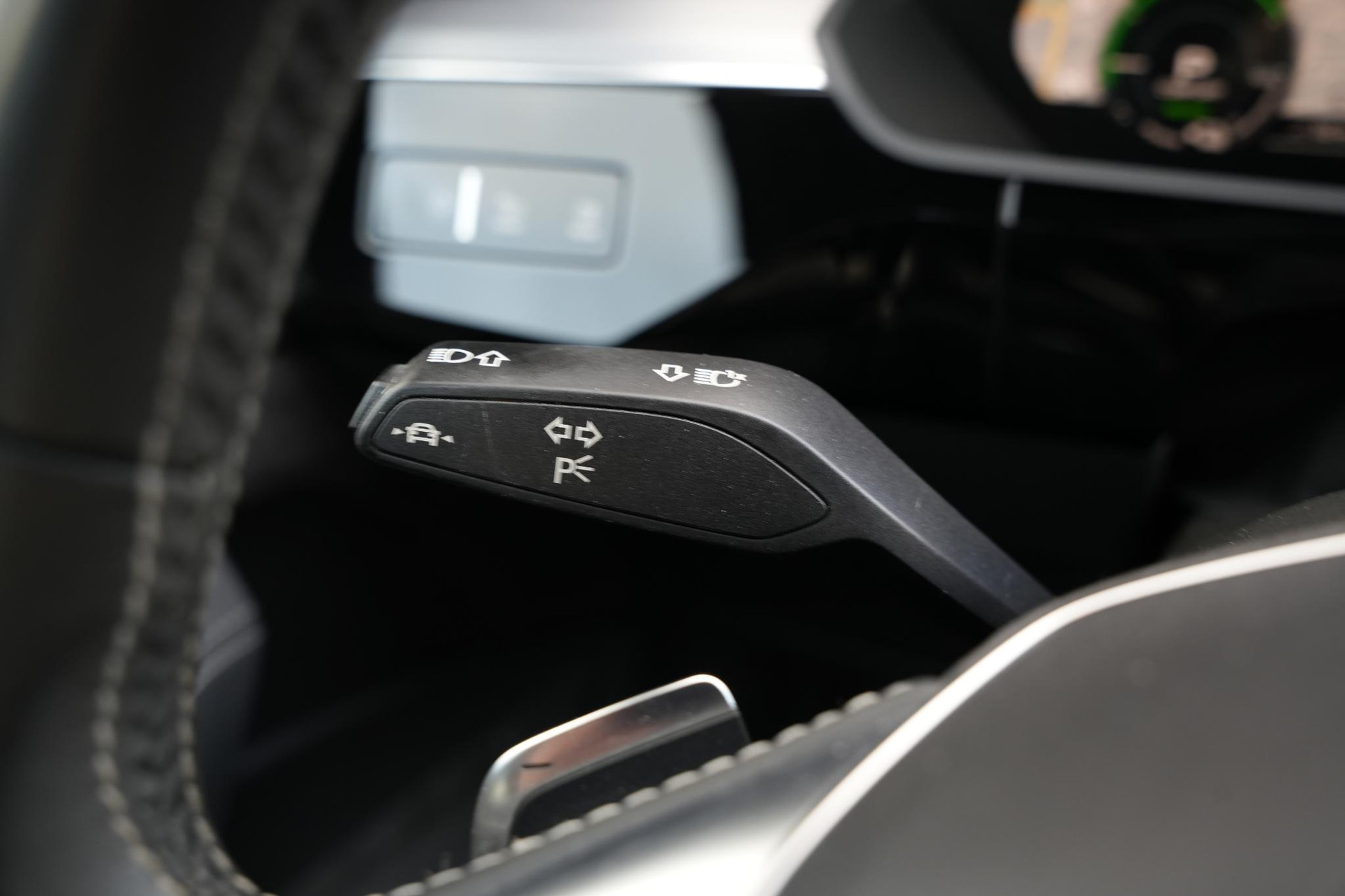 Audi e-tron e-tron 50 quattro Launch edition Black 71 kWh 2019 Daytonagrijs 32
