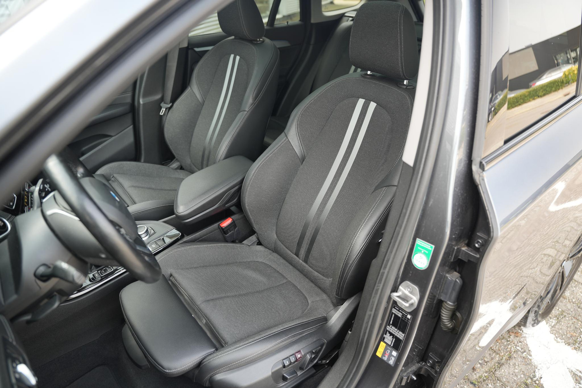 BMW X1 xDrive25e High Executive 2020  4
