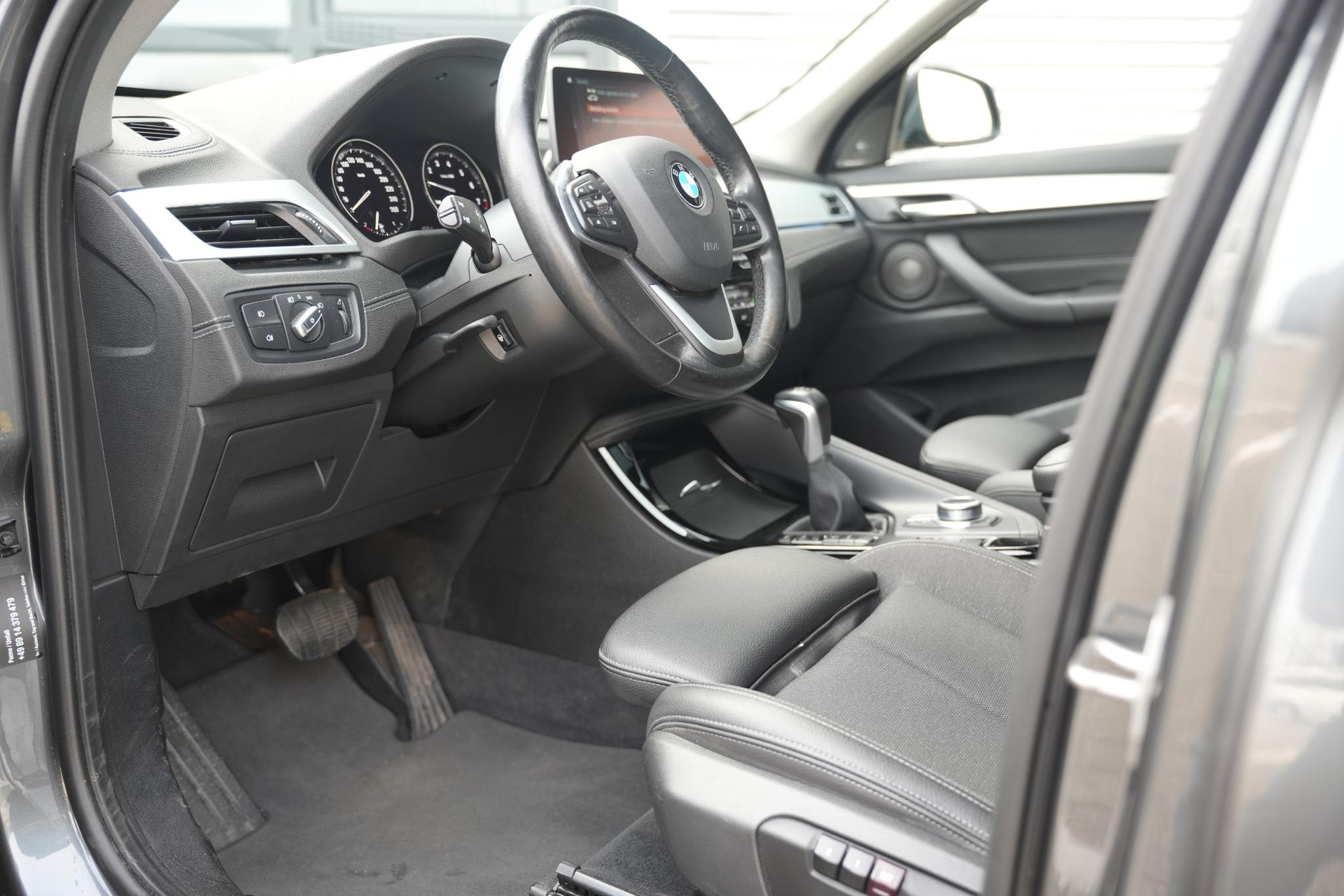 BMW X1 xDrive25e High Executive 2020 MINERALGRAU METALLIC (B39) 15