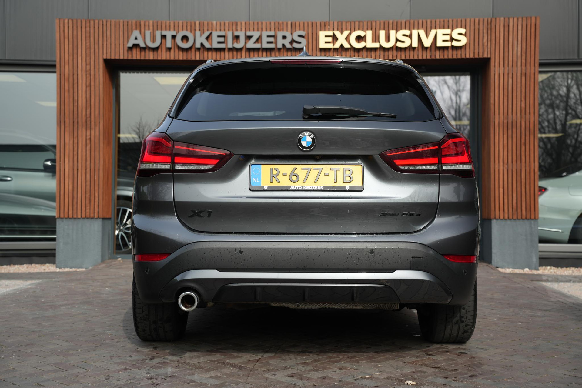 BMW X1 xDrive25e High Executive 2020 MINERALGRAU METALLIC (B39) 8
