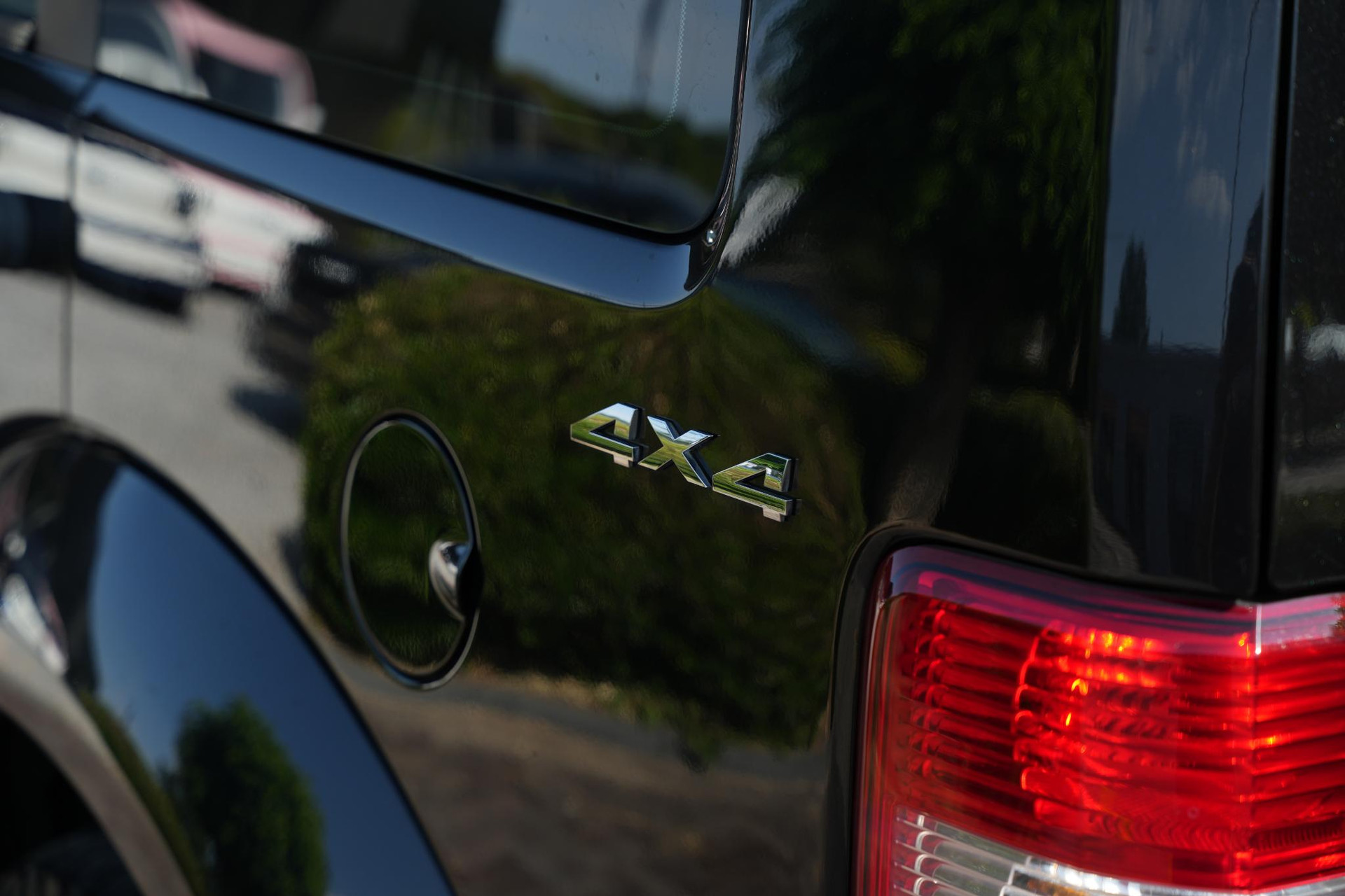 Dodge Nitro  2013  21