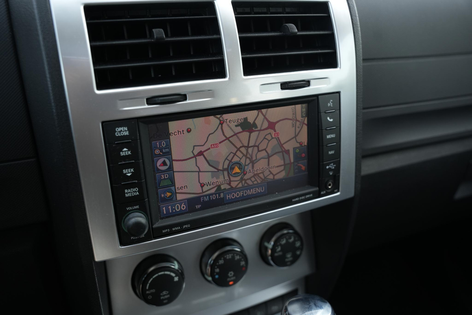 Dodge Nitro  2013  29