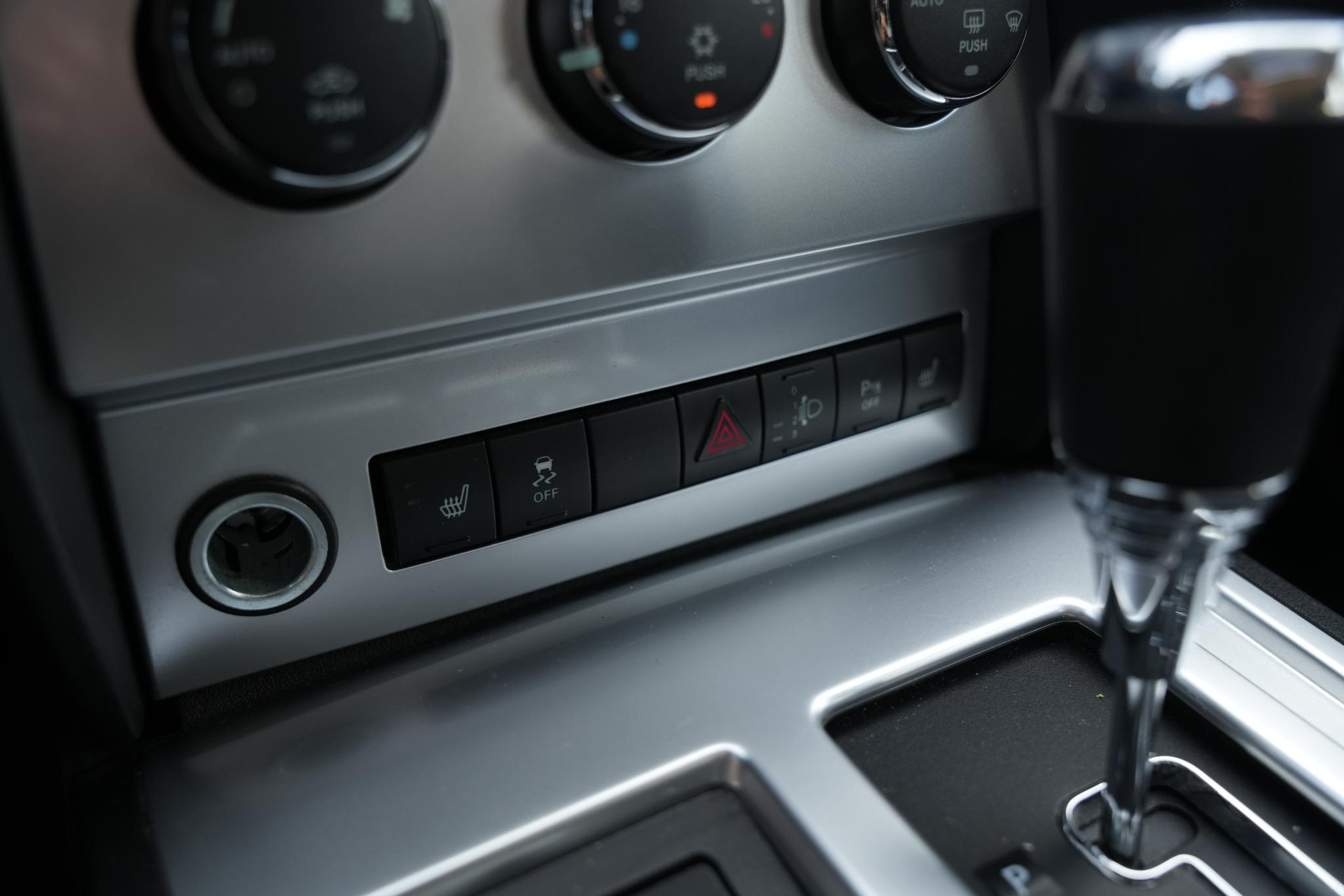 Dodge Nitro  2013  31