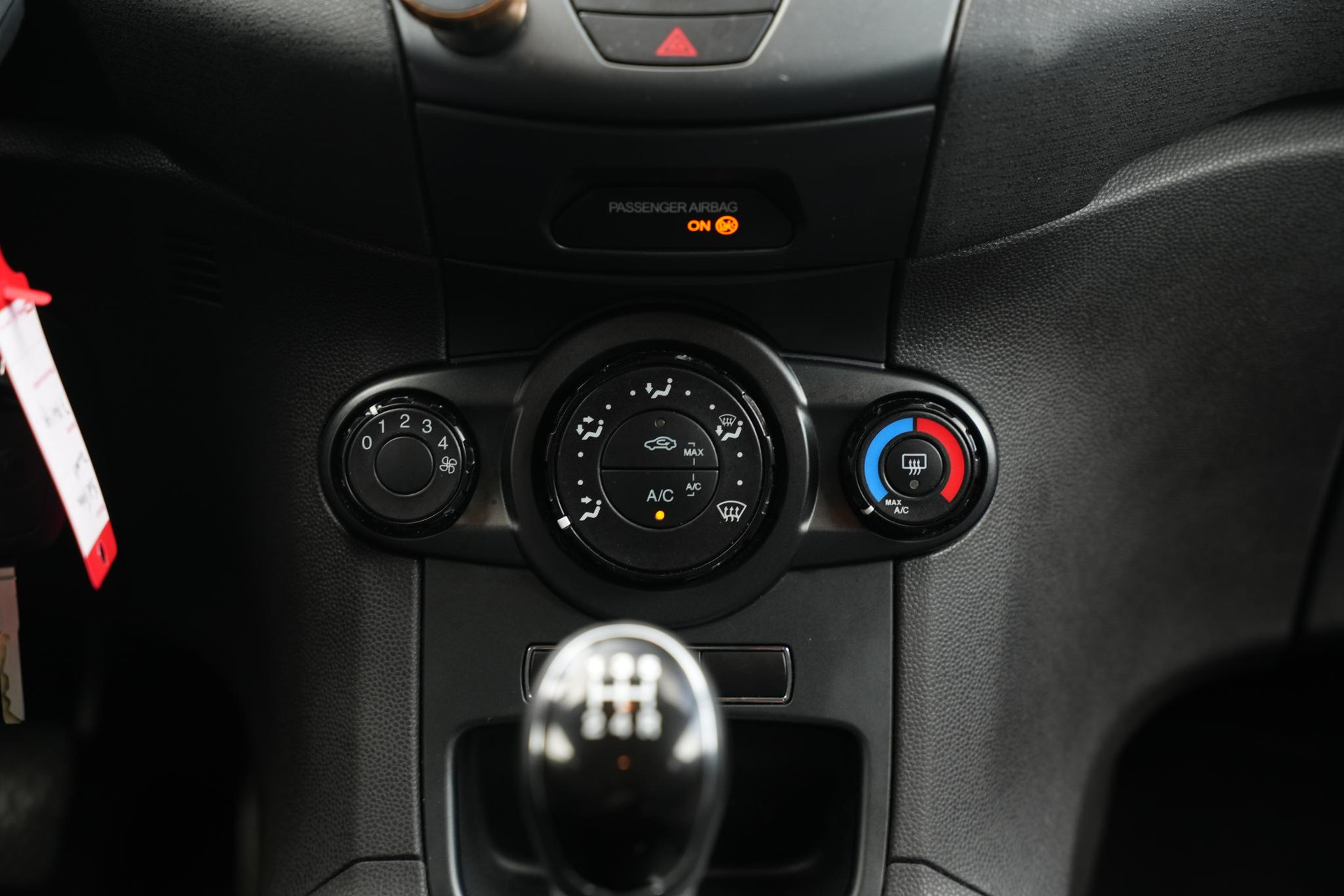 Ford Fiesta 1.0 Style 2014 Panther Black C/c Med Solid (Pnjab) 21
