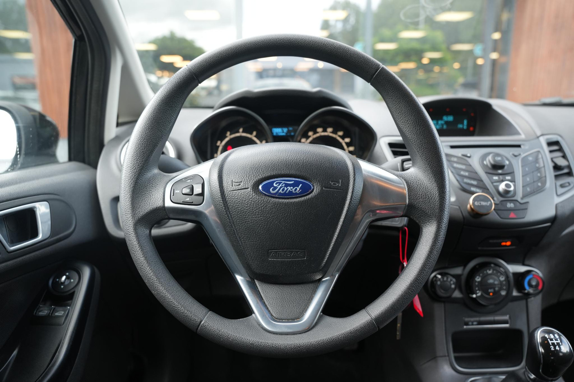 Ford Fiesta 1.0 Style 2014 Panther Black C/c Med Solid (Pnjab) 8