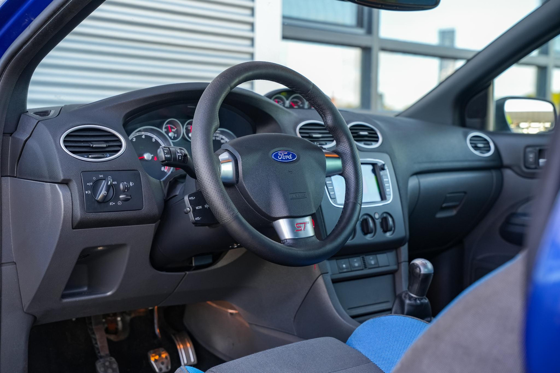 Ford Focus 2.5-20V ST 2007  6