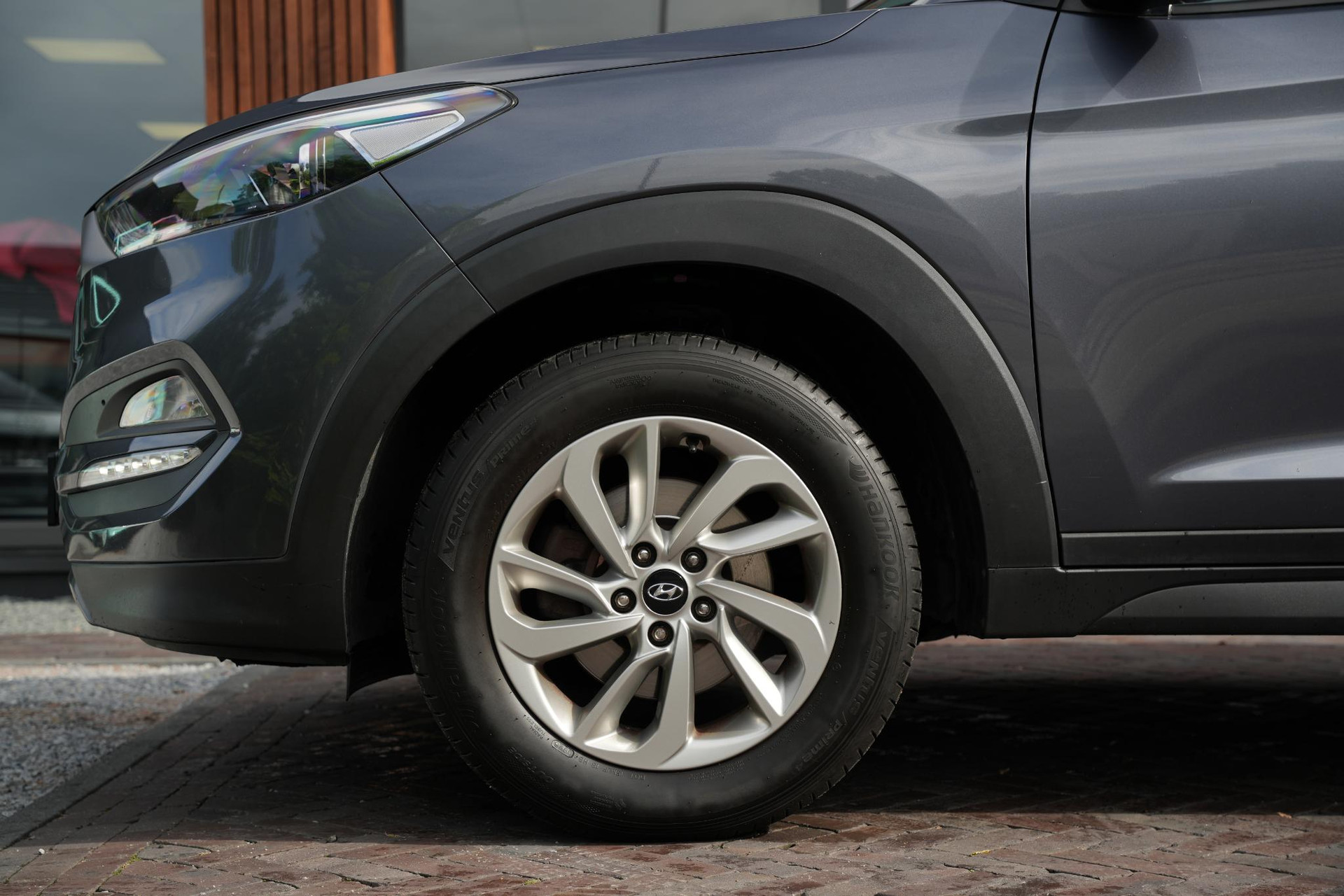 Hyundai Tucson 1.6 GDi Comfort 2016 Micron Gray (Z3G) 10