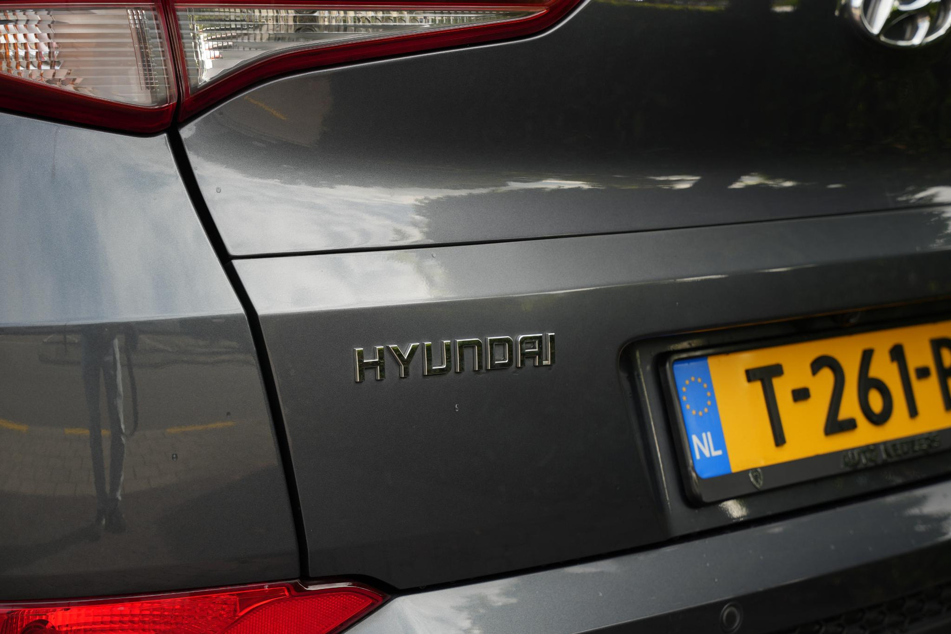 Hyundai Tucson 1.6 GDi Comfort 2016 Micron Gray (Z3G) 24