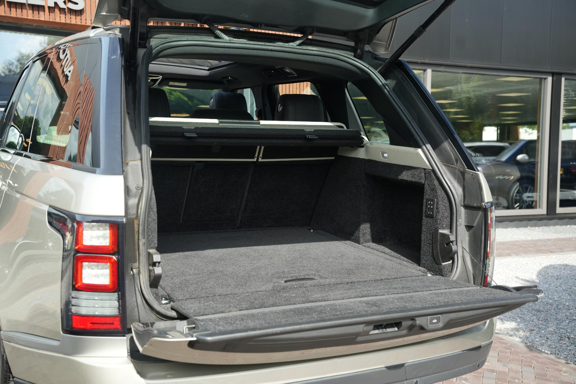 Land Rover Range Rover 3.0 TDV6 Autobiography 2015  12