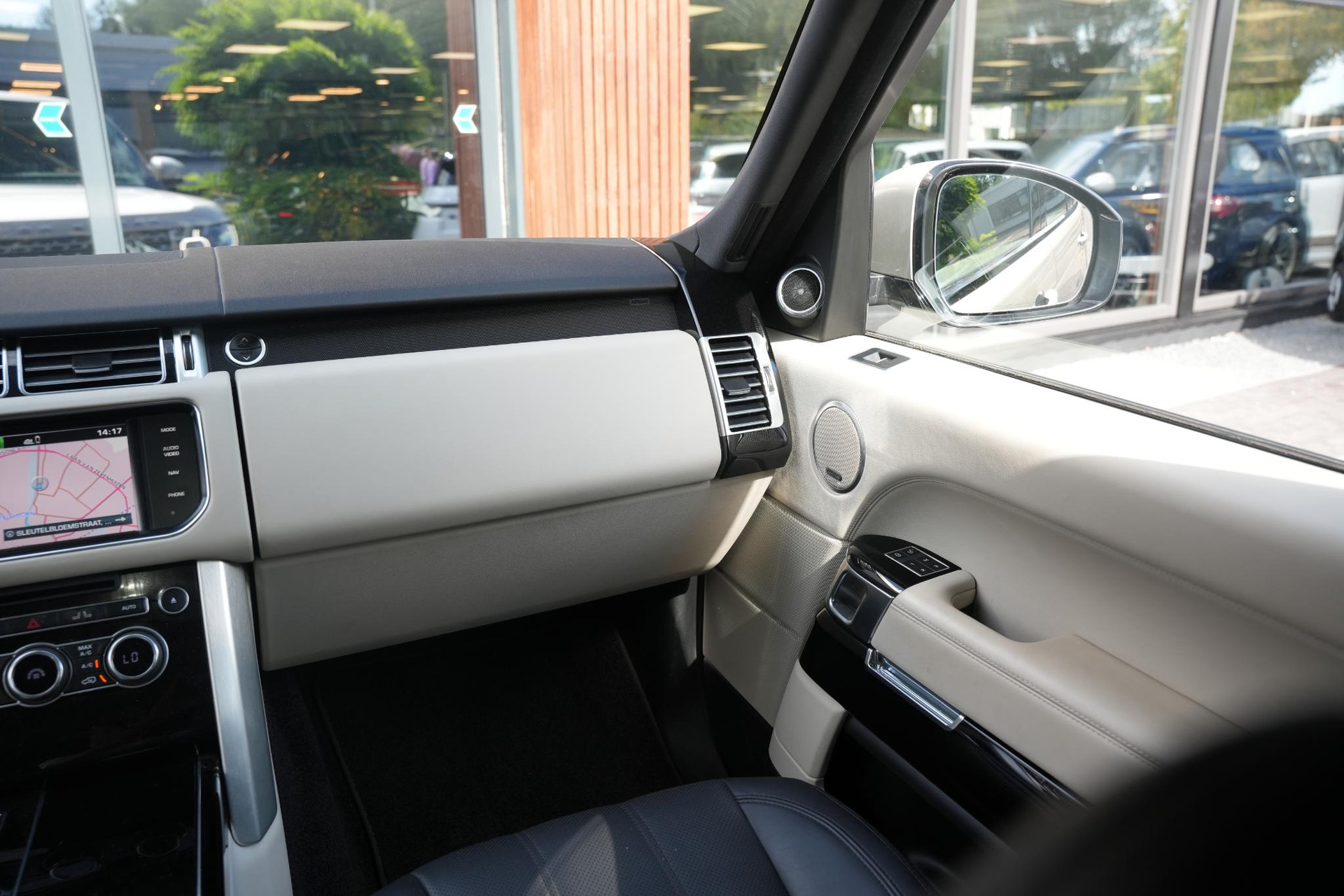 Land Rover Range Rover 3.0 TDV6 Autobiography 2015  30