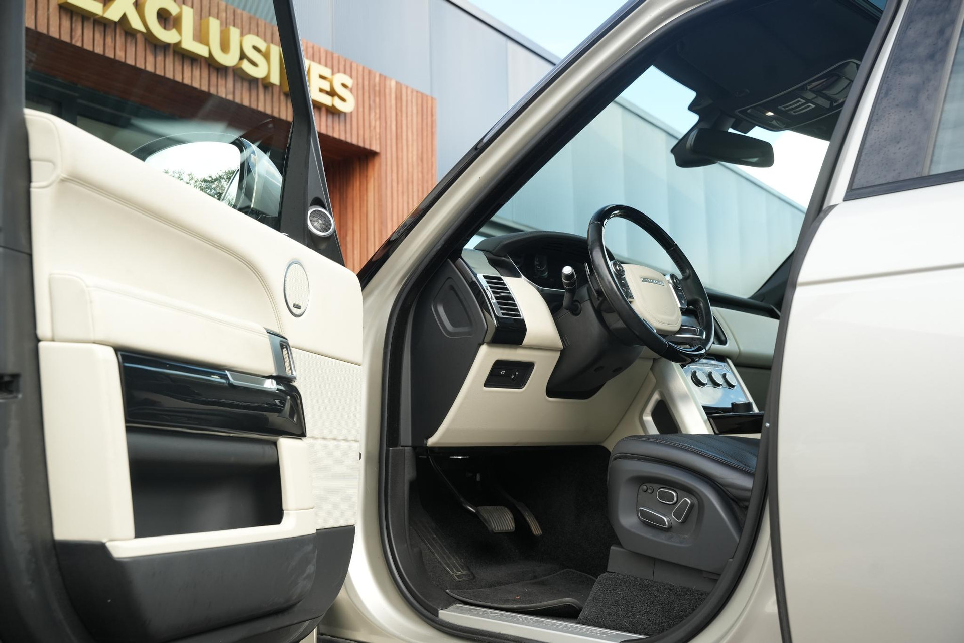 Land Rover Range Rover 3.0 TDV6 Autobiography 2015  47