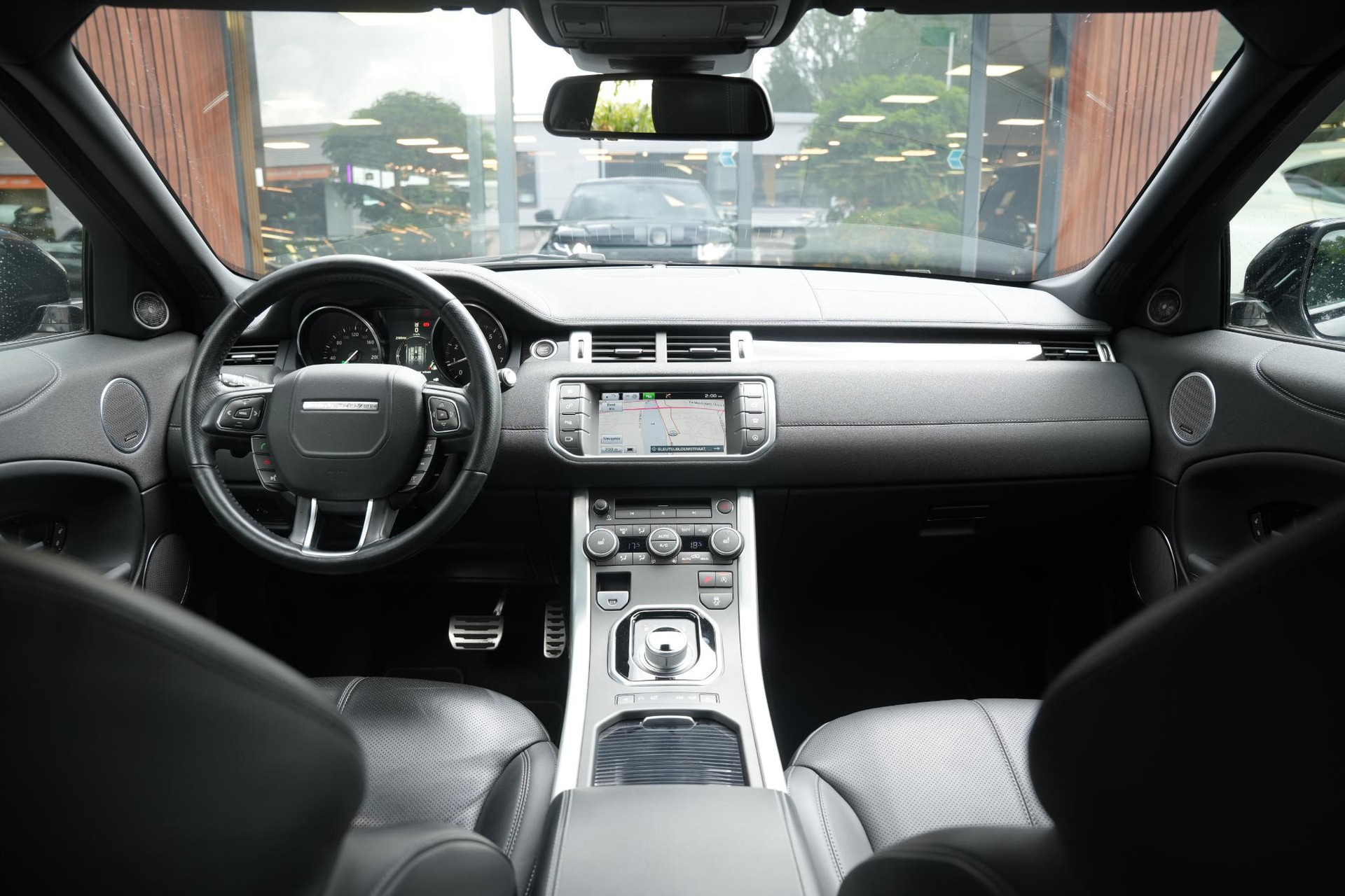 Land Rover Range Rover Evoque 2.0 Si4 HSE Dynamic 2016 Exterior Paint - Santorini Black (1AG) 2