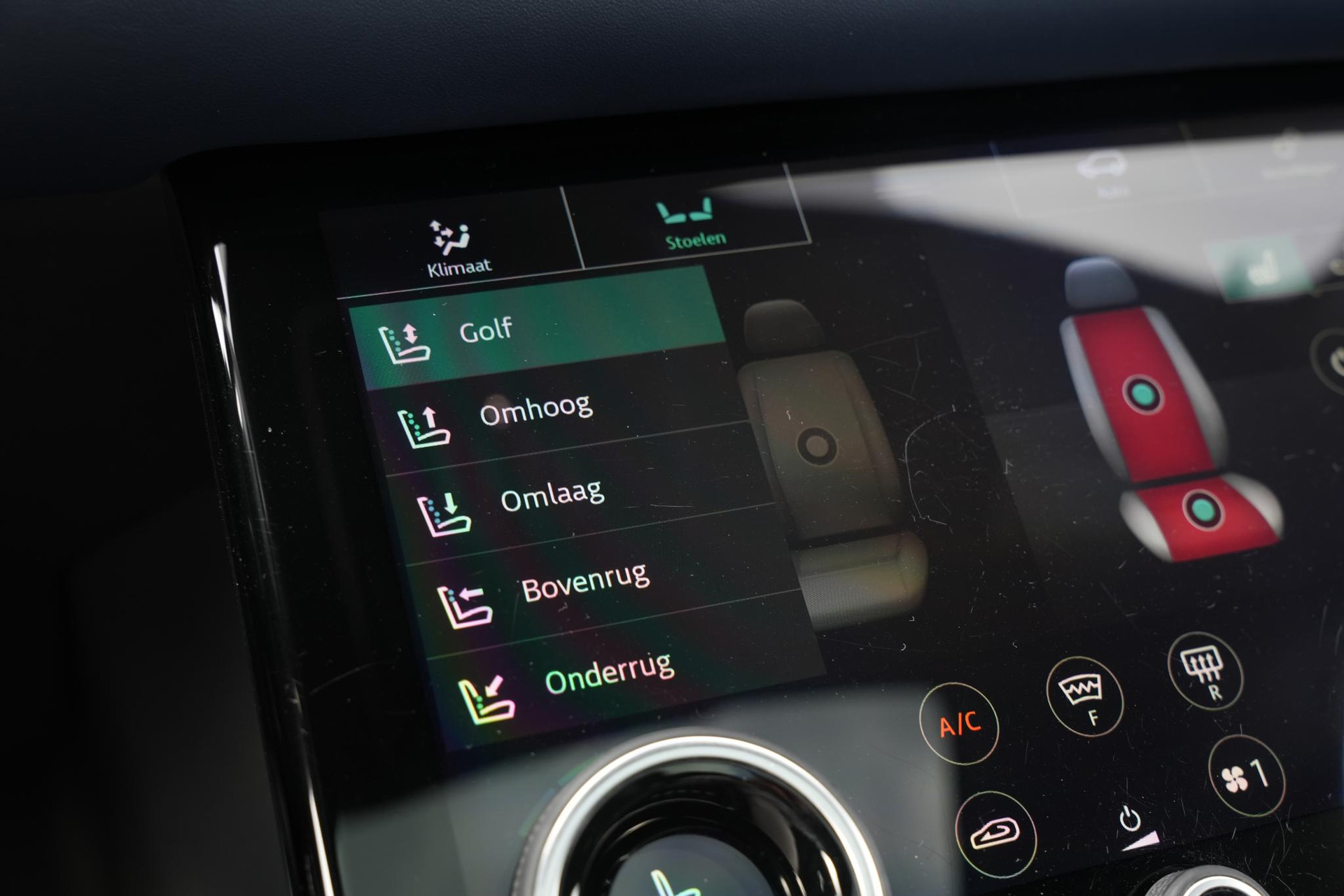 Land Rover Range Rover Velar 3.0 D300 AWD R-Dynamic HSE 2019 Exterior Paint - Santorini Black (1AG) 21