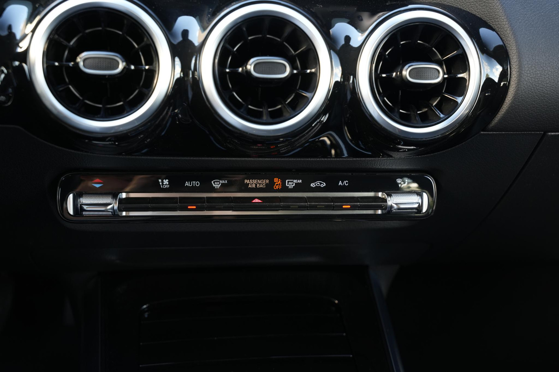 Mercedes-Benz B-Klasse 180 Progressive Line Advanced 2026 Mountain gray - metallic finish (787U) 26