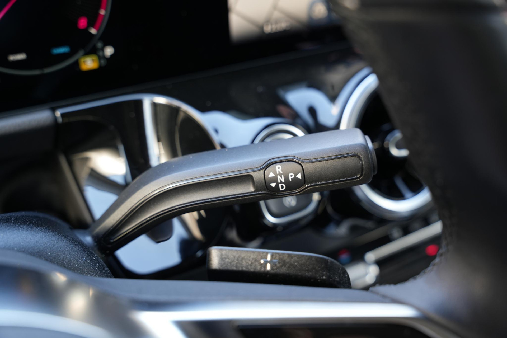 Mercedes-Benz B-Klasse 180 Progressive Line Advanced 2026 Mountain gray - metallic finish (787U) 29