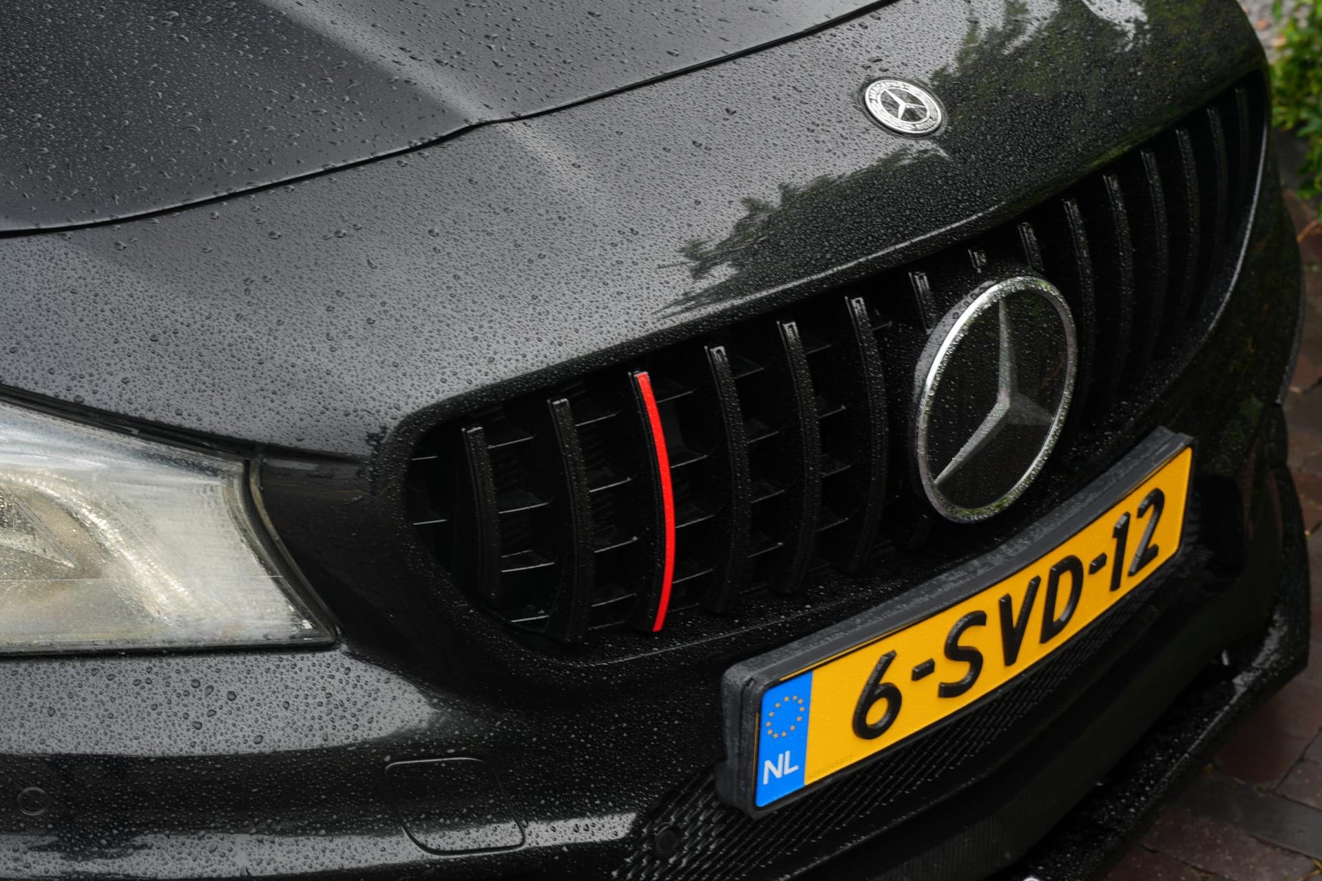 Mercedes-Benz CLA-Klasse AMG 45 4MATIC 2013 KOSMOSBLACK - MET. (191U) 11