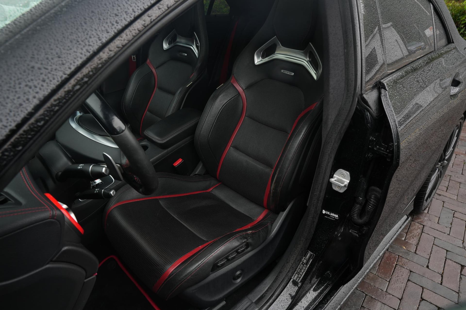 Mercedes-Benz CLA-Klasse AMG 45 4MATIC 2013 KOSMOSBLACK - MET. (191U) 4
