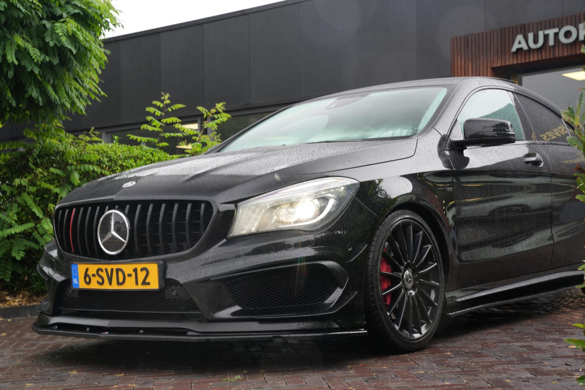 Mercedes-Benz CLA-Klasse AMG 45 4MATIC 2013 KOSMOSBLACK - MET. (191U) 9