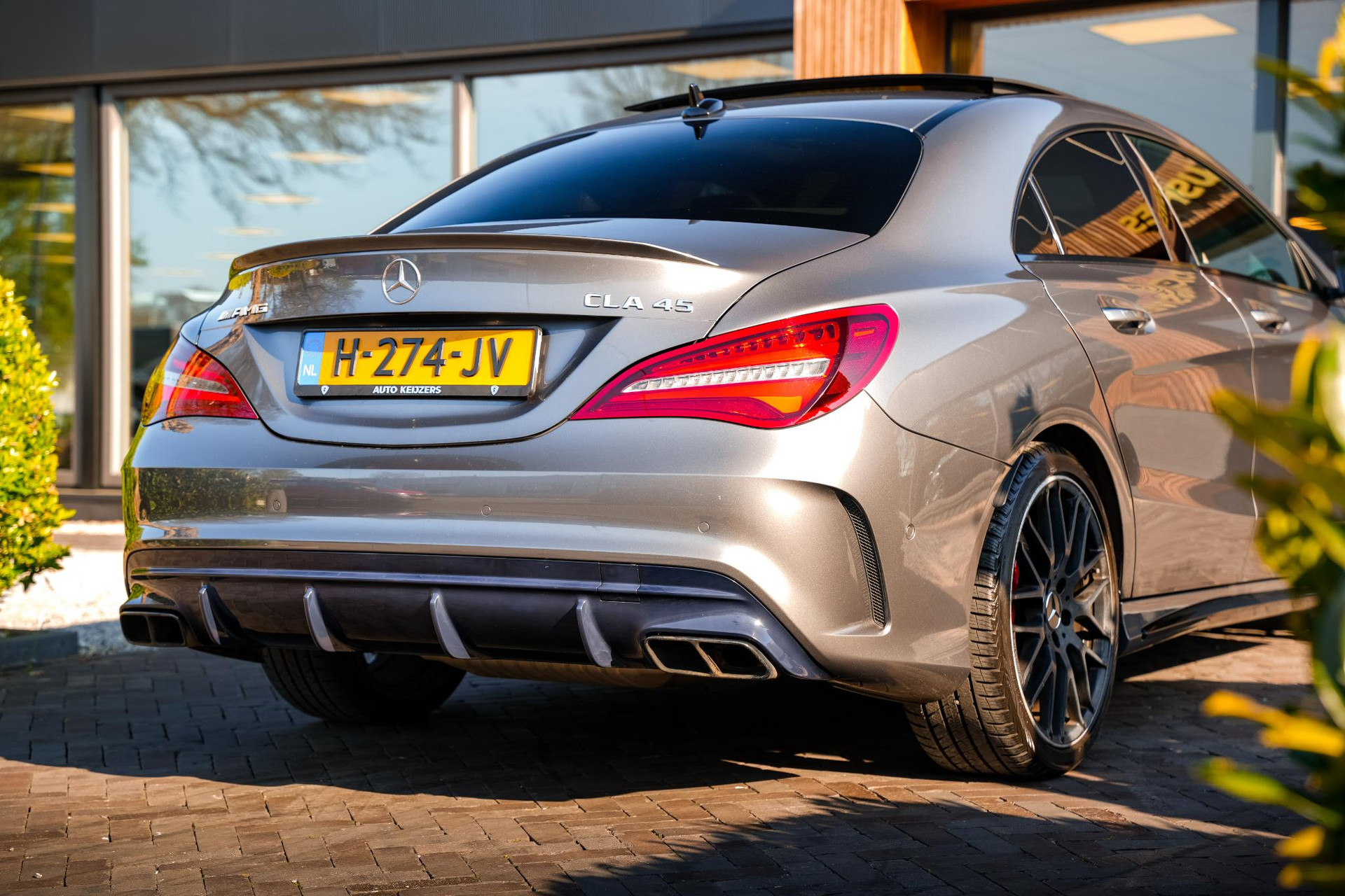 Mercedes-Benz CLA-Klasse AMG 45 4MATIC Ambition 2017  11
