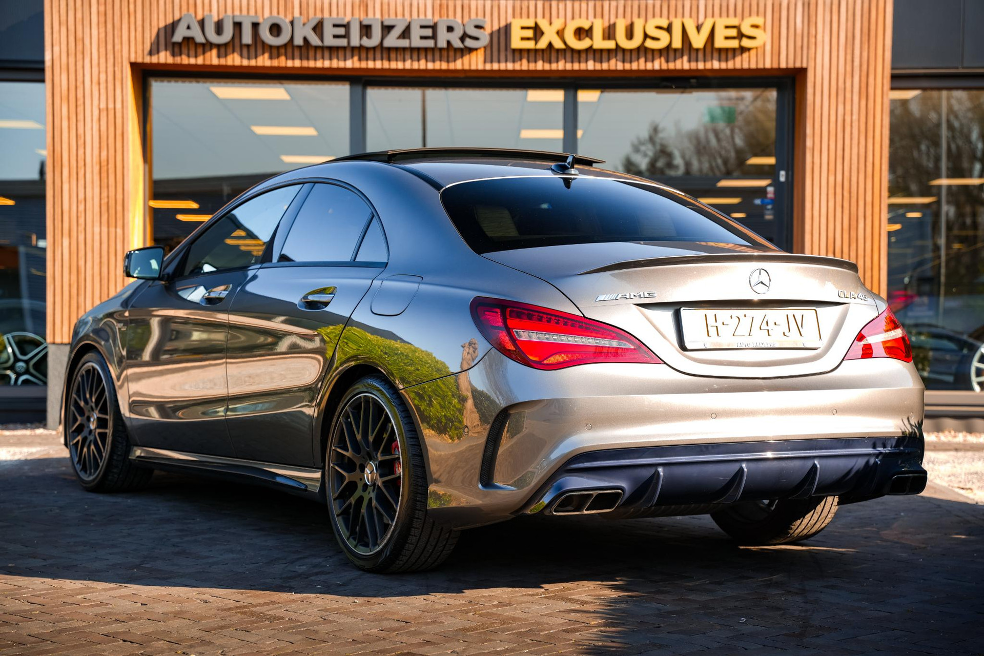 Mercedes-Benz CLA-Klasse AMG 45 4MATIC Ambition 2017  7