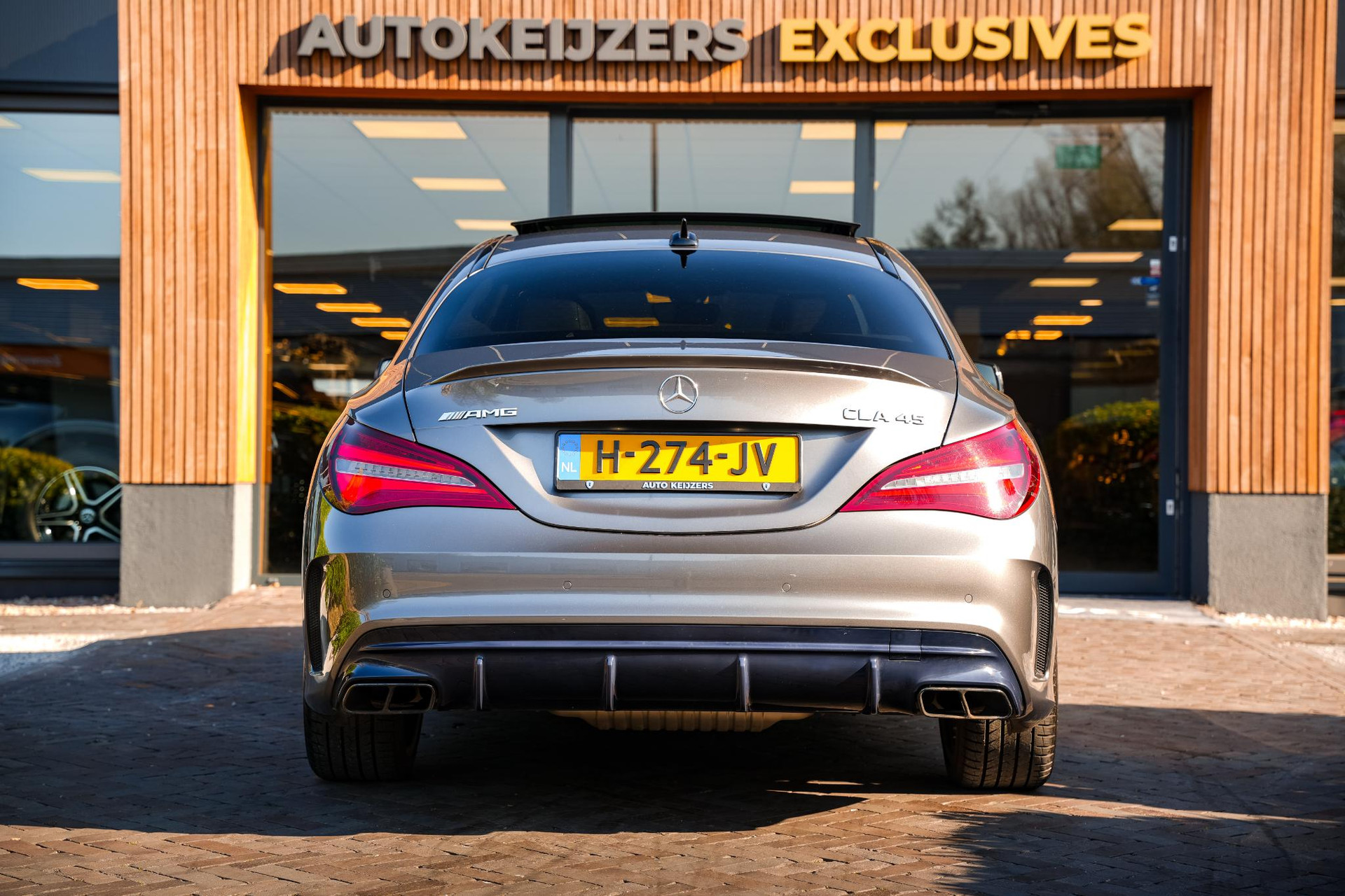 Mercedes-Benz CLA-Klasse AMG 45 4MATIC Ambition 2017  9