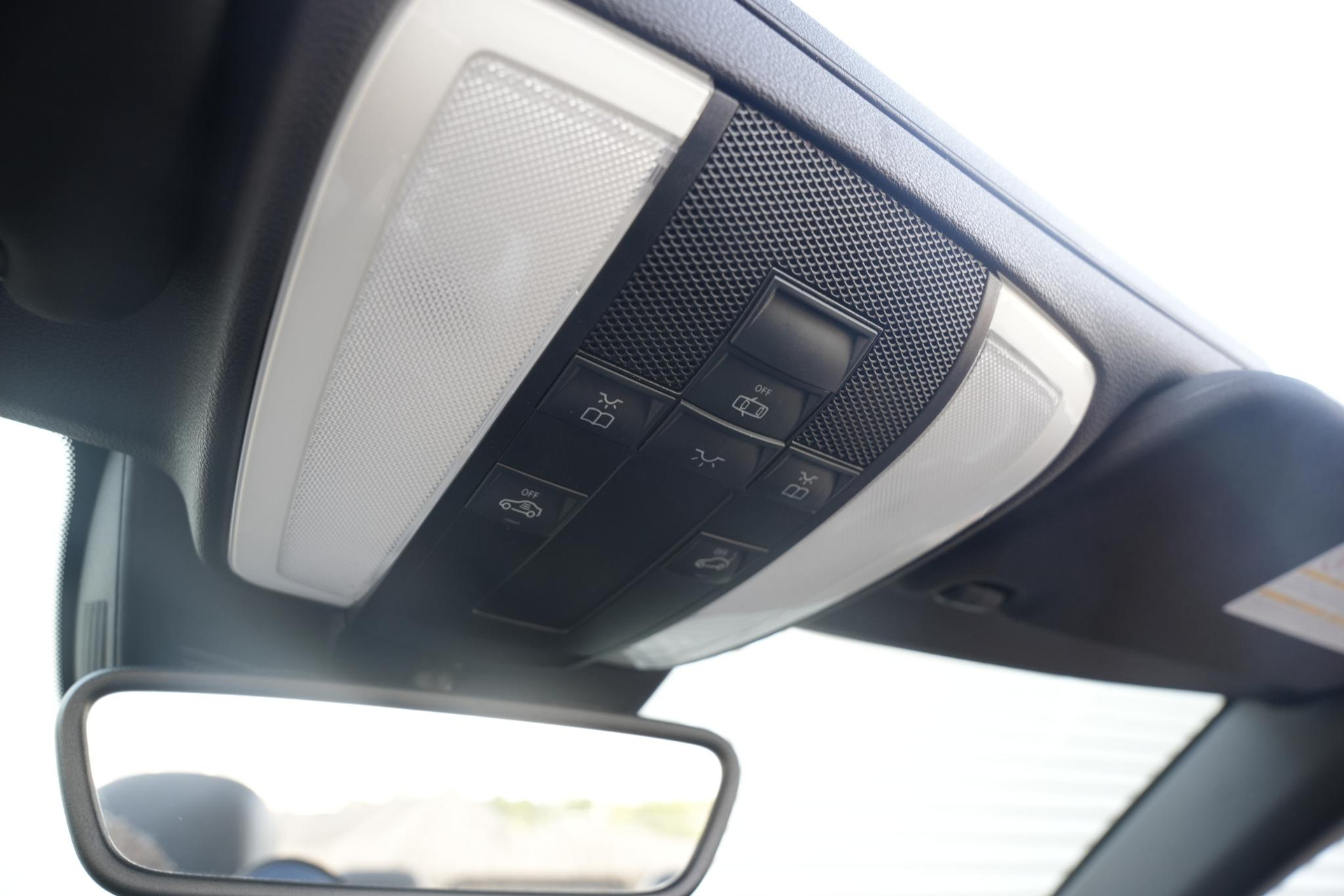 Mercedes-Benz E-Klasse Cabrio 200 CGI Elegance 2013 PALLADIUM SILVER METALLIC PAINT (792U) 36