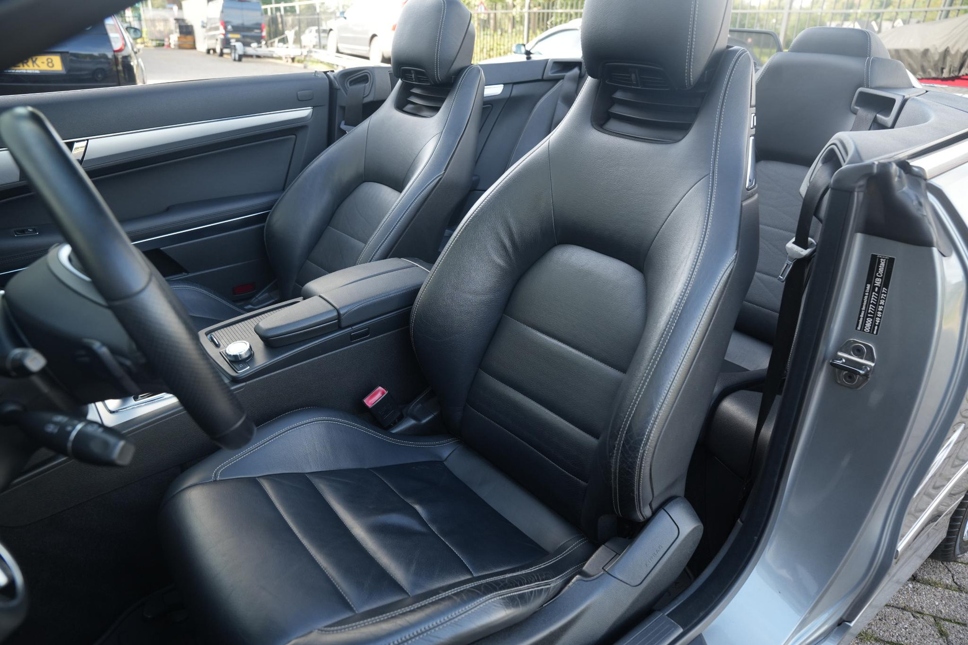 Mercedes-Benz E-Klasse Cabrio 200 CGI Elegance 2013 PALLADIUM SILVER METALLIC PAINT (792U) 4