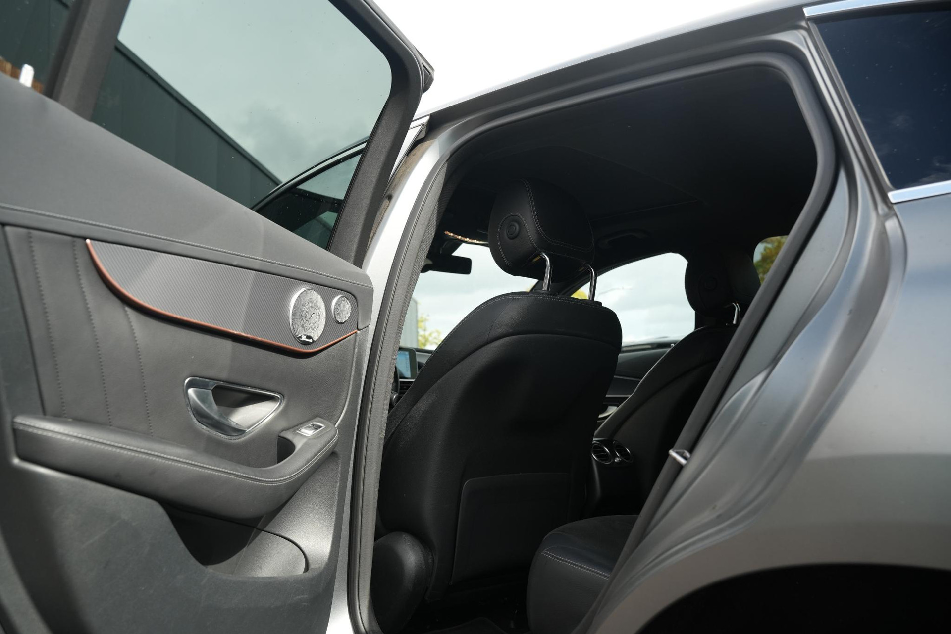 Mercedes-Benz EQC 400 4MATIC Premium Plus 80 kWh 2019 MANUFAKTUR selenite gray - Magno paintwork (297U) 17