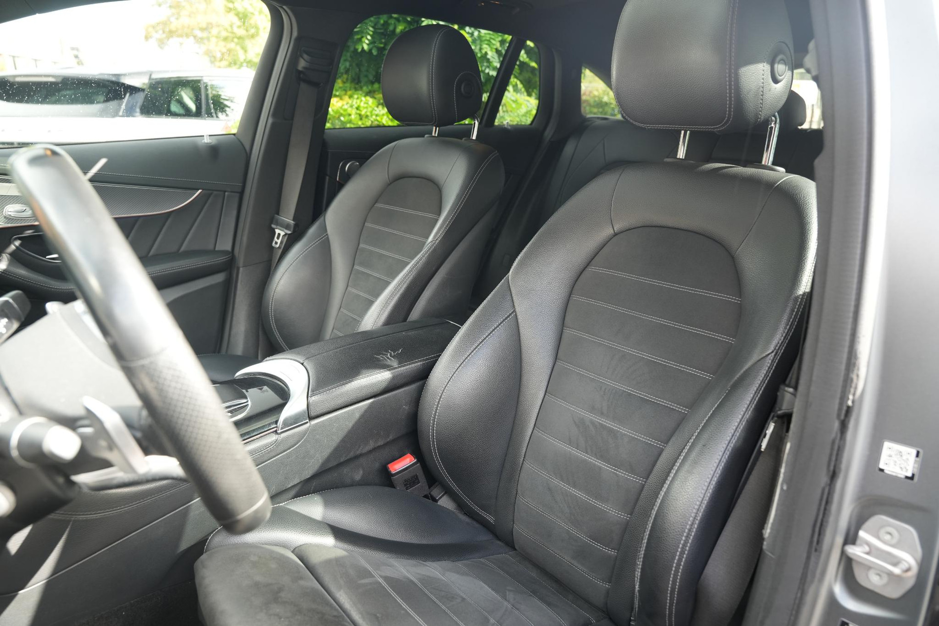 Mercedes-Benz EQC 400 4MATIC Premium Plus 80 kWh 2019 MANUFAKTUR selenite gray - Magno paintwork (297U) 4