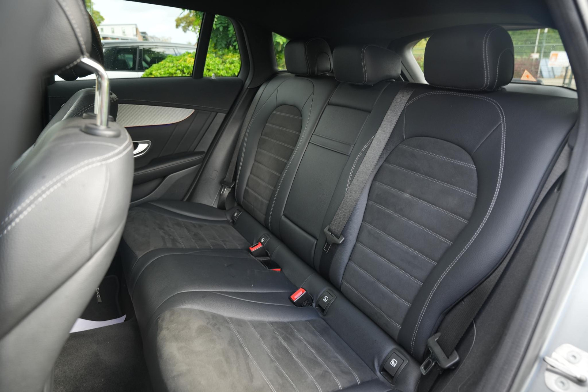 Mercedes-Benz EQC 400 4MATIC Premium Plus 80 kWh 2019 MANUFAKTUR selenite gray - Magno paintwork (297U) 6