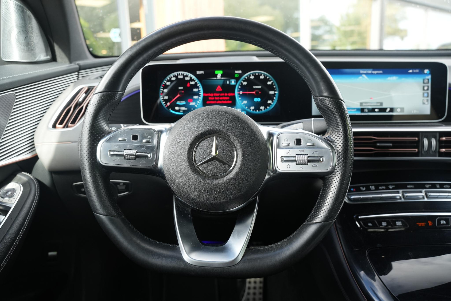 Mercedes-Benz EQC 400 4MATIC Premium Plus 80 kWh 2019 MANUFAKTUR selenite gray - Magno paintwork (297U) 8