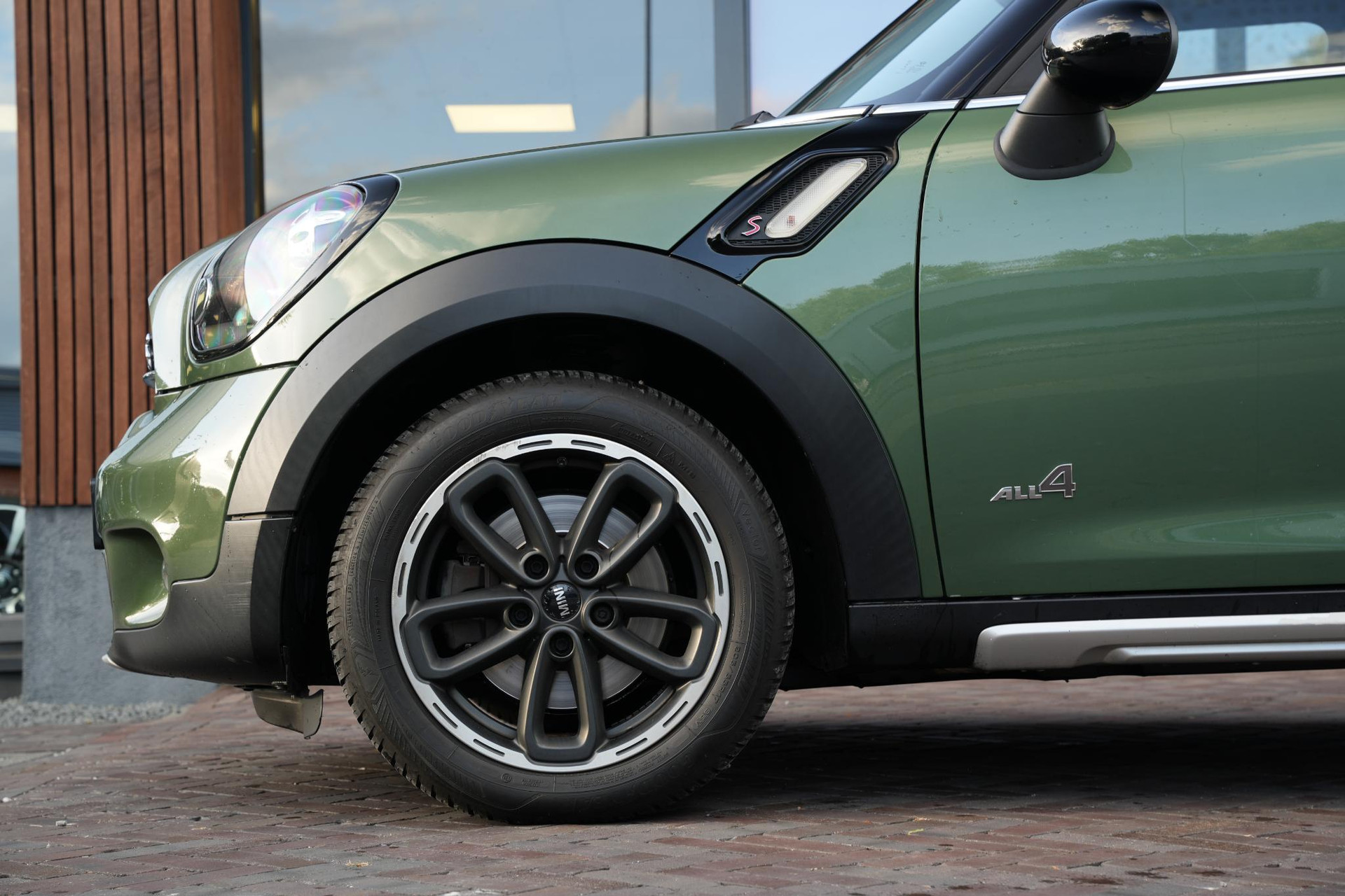 MINI Countryman 1.6 Cooper S ALL4 Pepper 2015 Jungle green 9