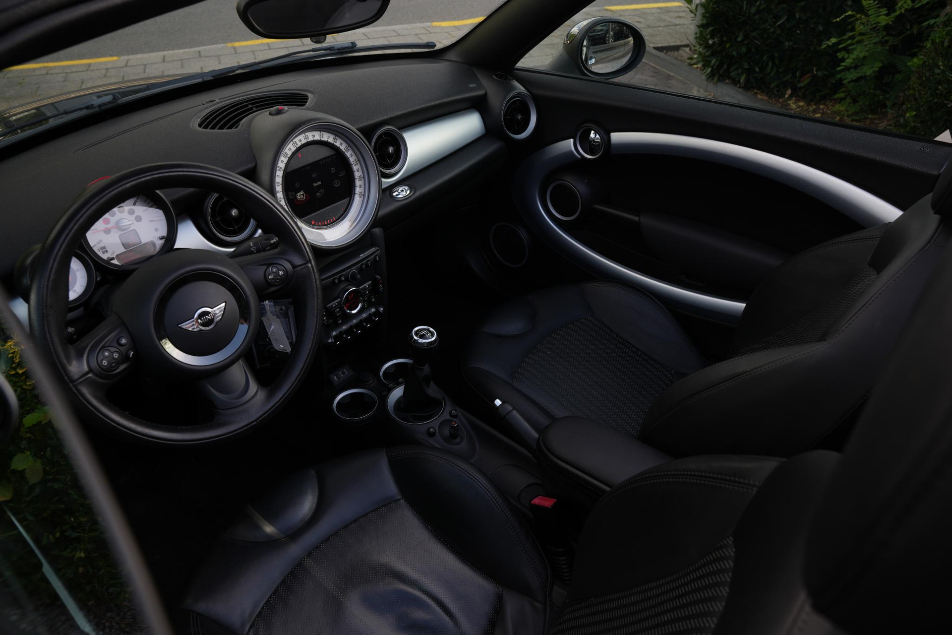 MINI Roadster 1.6 Cooper Chili 2013 Midnight black metallic 10