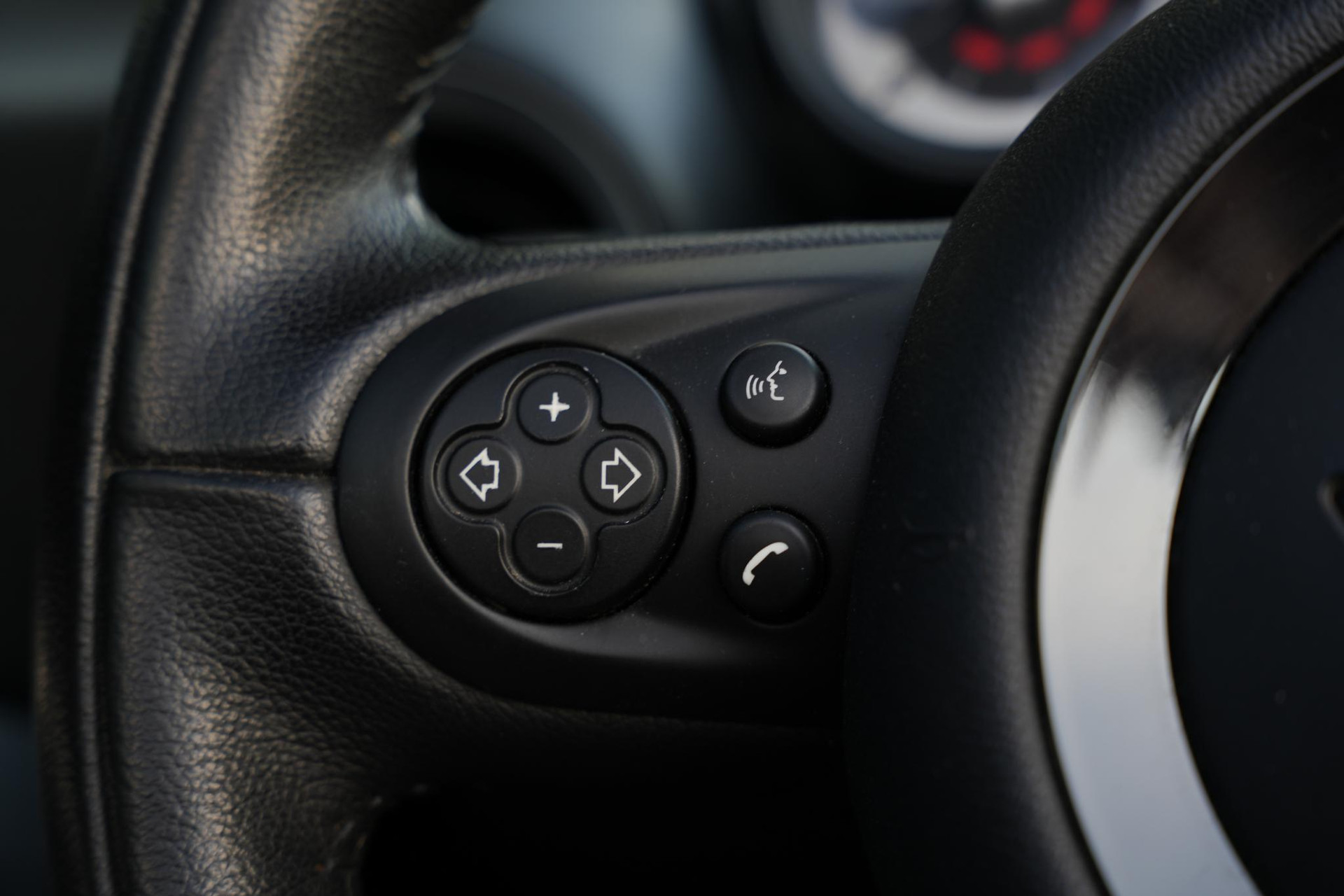 MINI Roadster 1.6 Cooper Chili 2013 Midnight black metallic 19