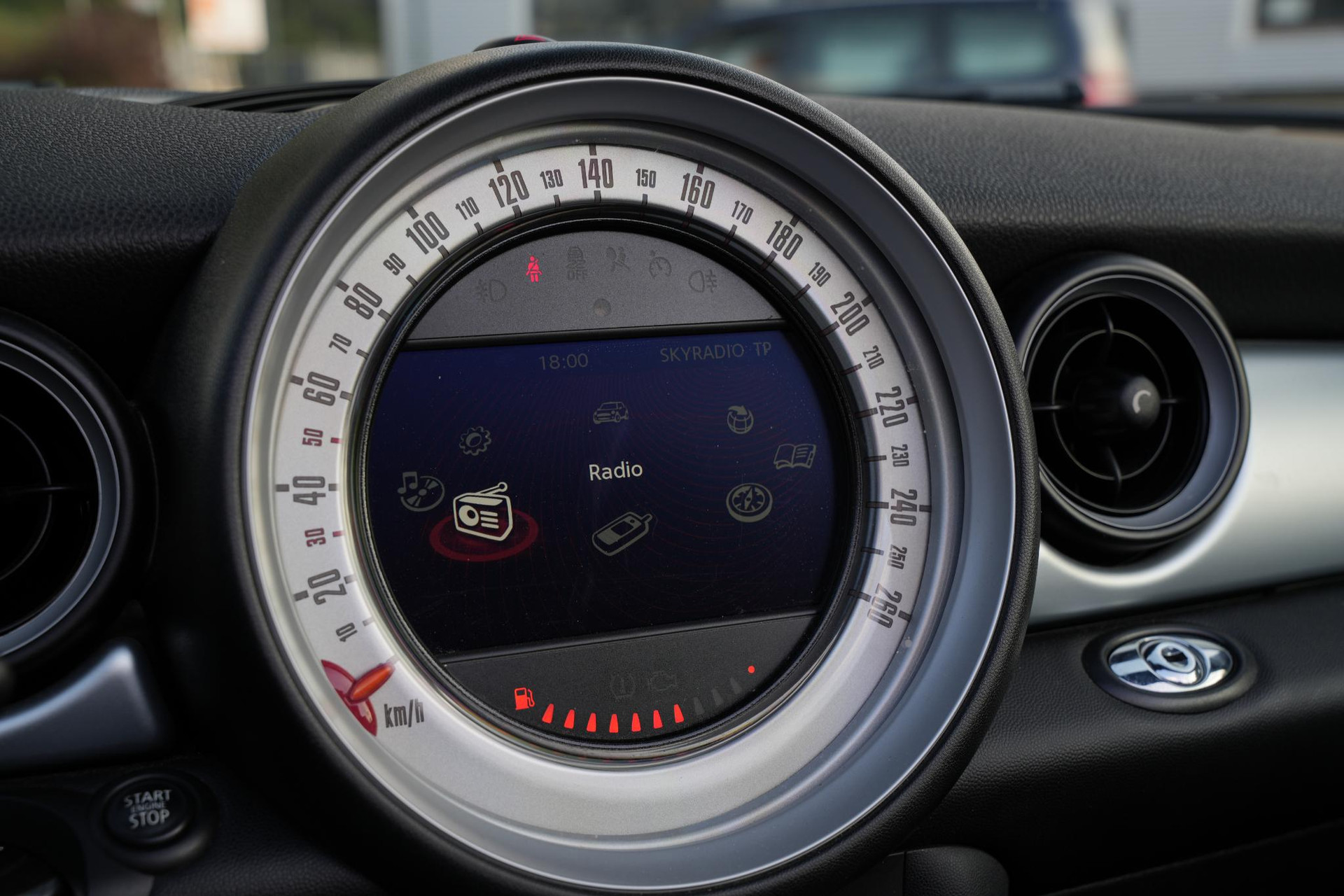 MINI Roadster 1.6 Cooper Chili 2013 Midnight black metallic 21