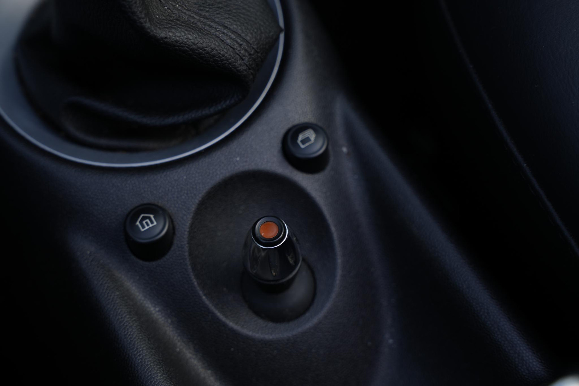 MINI Roadster 1.6 Cooper Chili 2013 Midnight black metallic 26