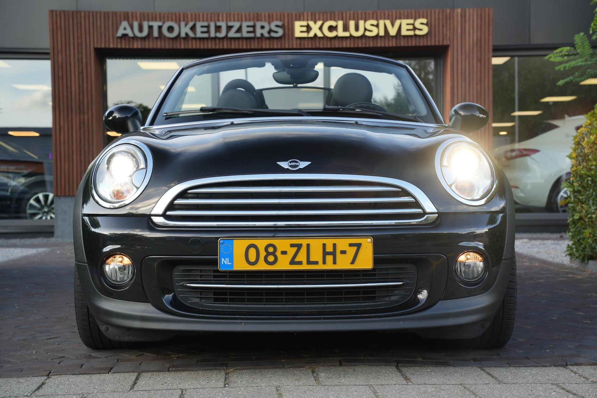 MINI Roadster 1.6 Cooper Chili 2013 Midnight black metallic 31