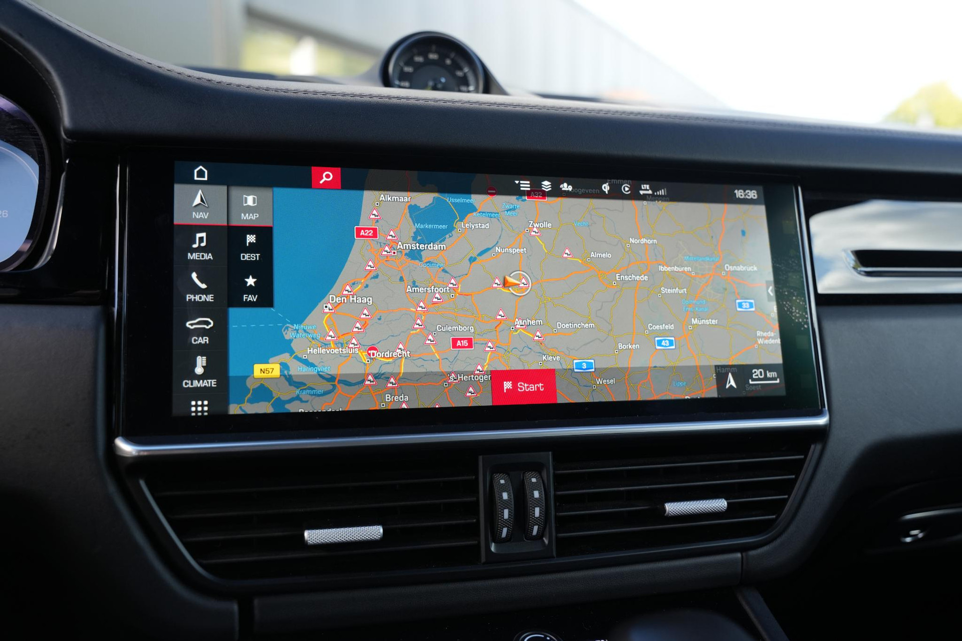 Porsche Cayenne 3.0 E-Hybrid 2019  33