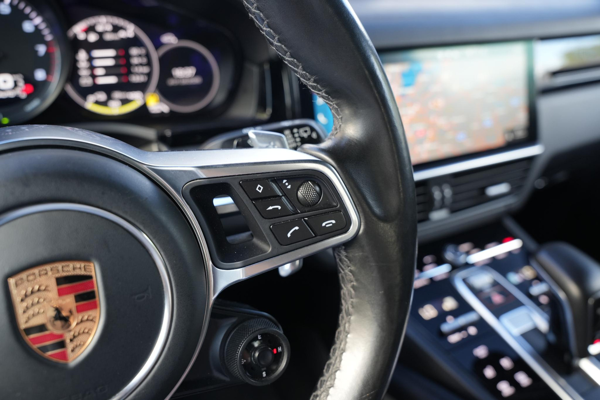 Porsche Cayenne 3.0 E-Hybrid 2019  43