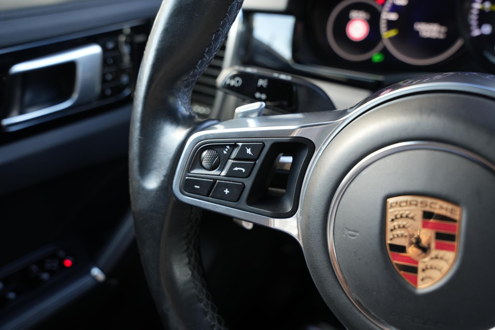 Porsche Cayenne 3.0 E-Hybrid 2019  46