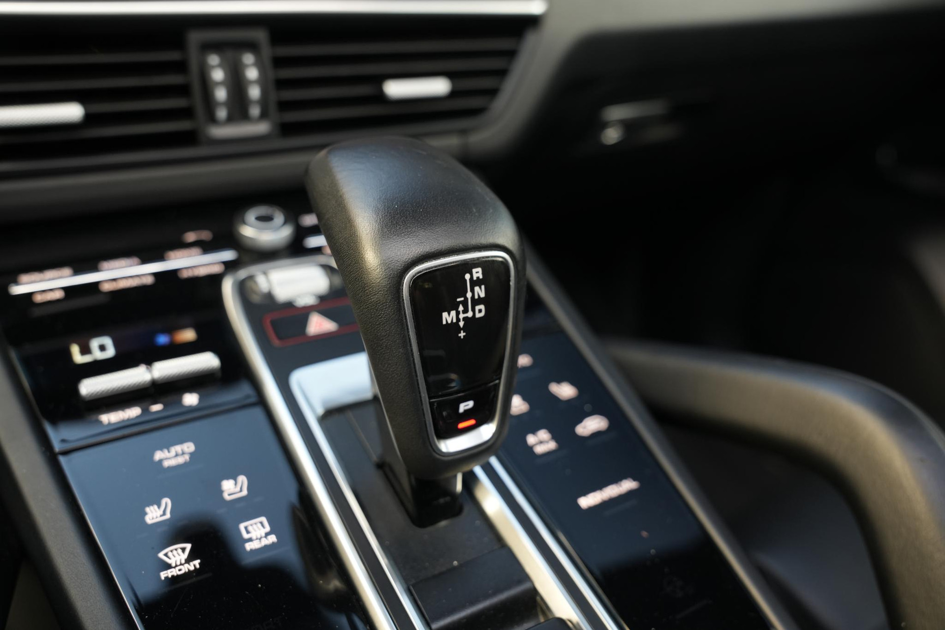 Porsche Cayenne 3.0 E-Hybrid 2019  53