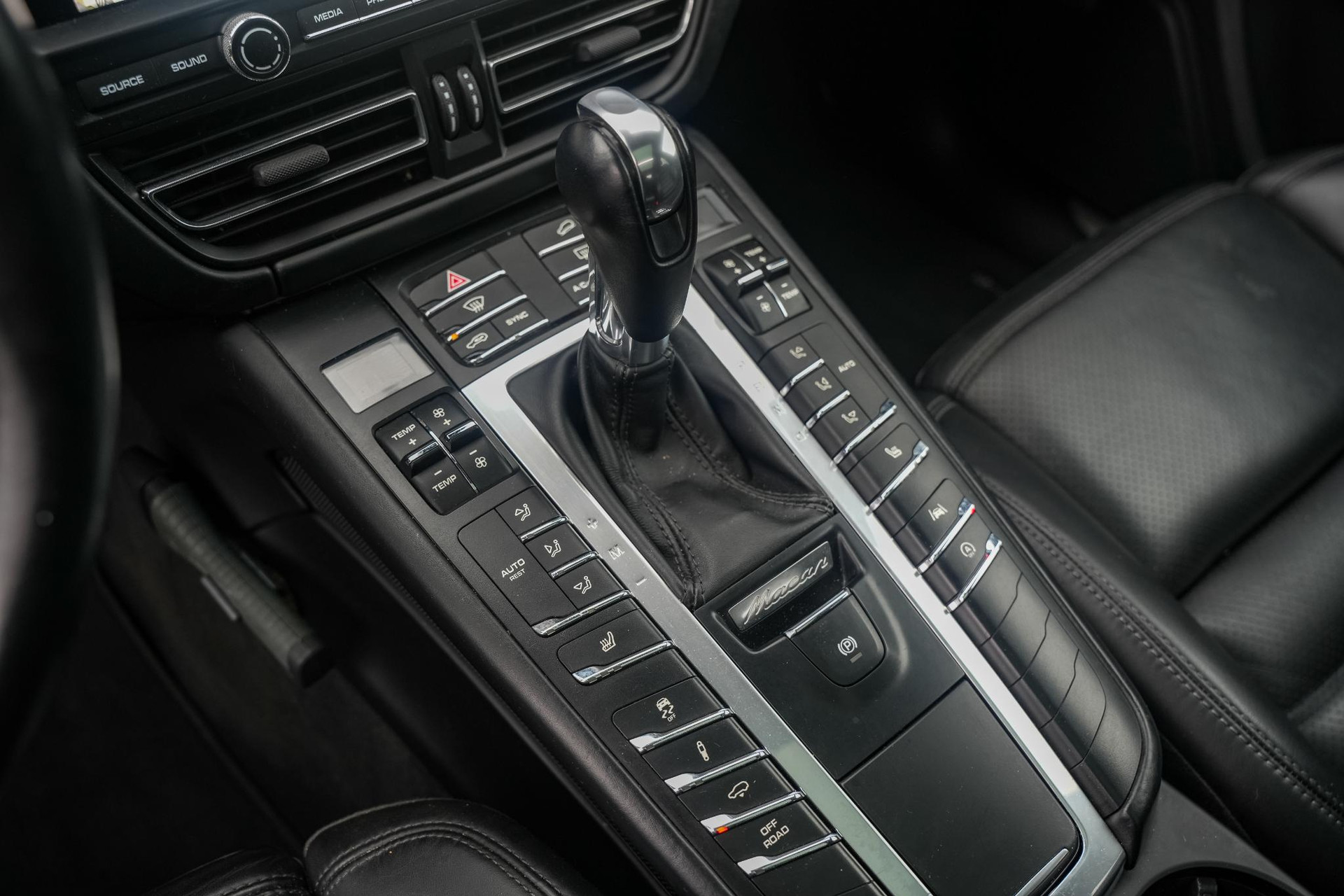 Porsche Macan 3.0 S 2019 Vulkaangrijs metallic 15