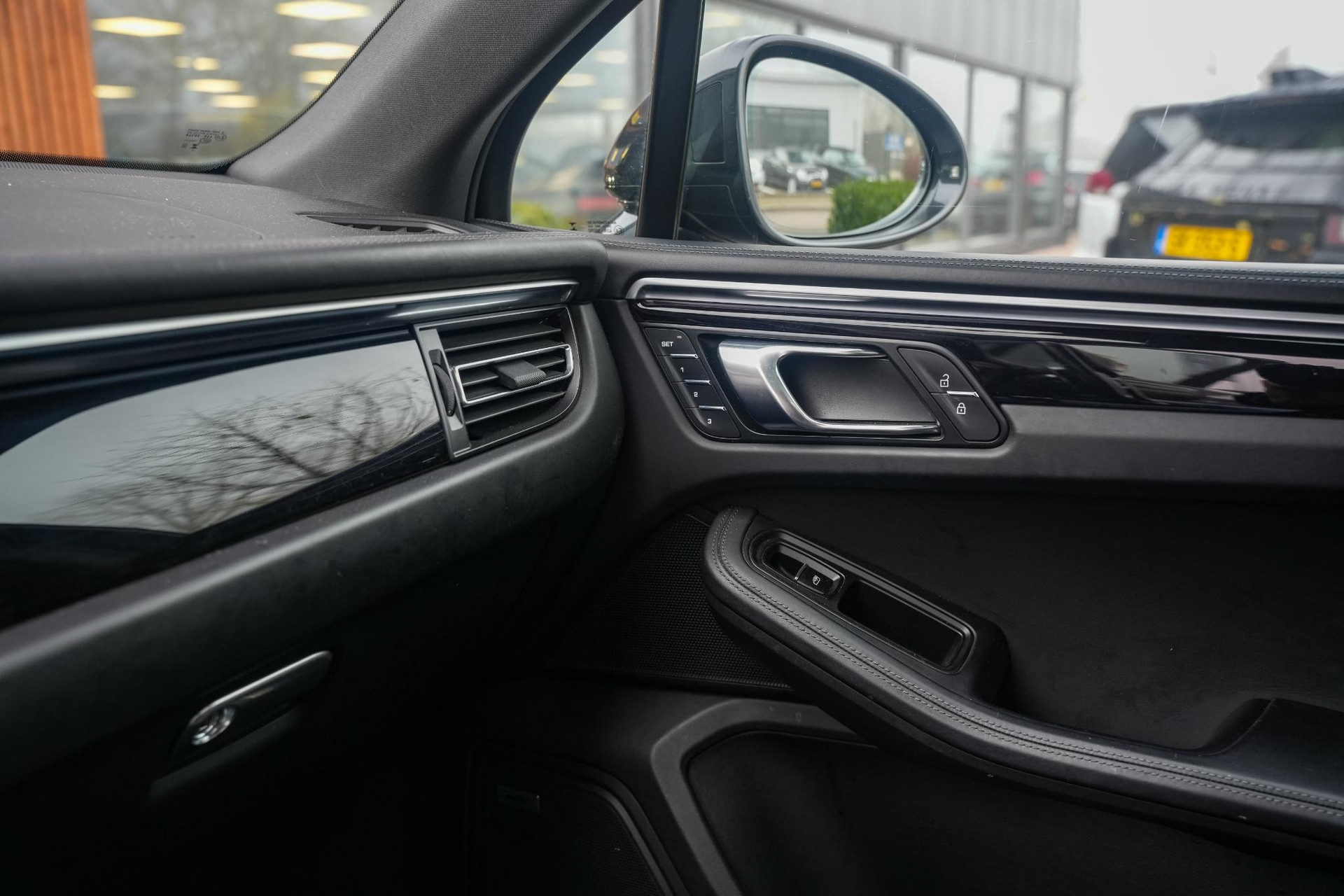 Porsche Macan 3.0 S 2019 Vulkaangrijs metallic 22