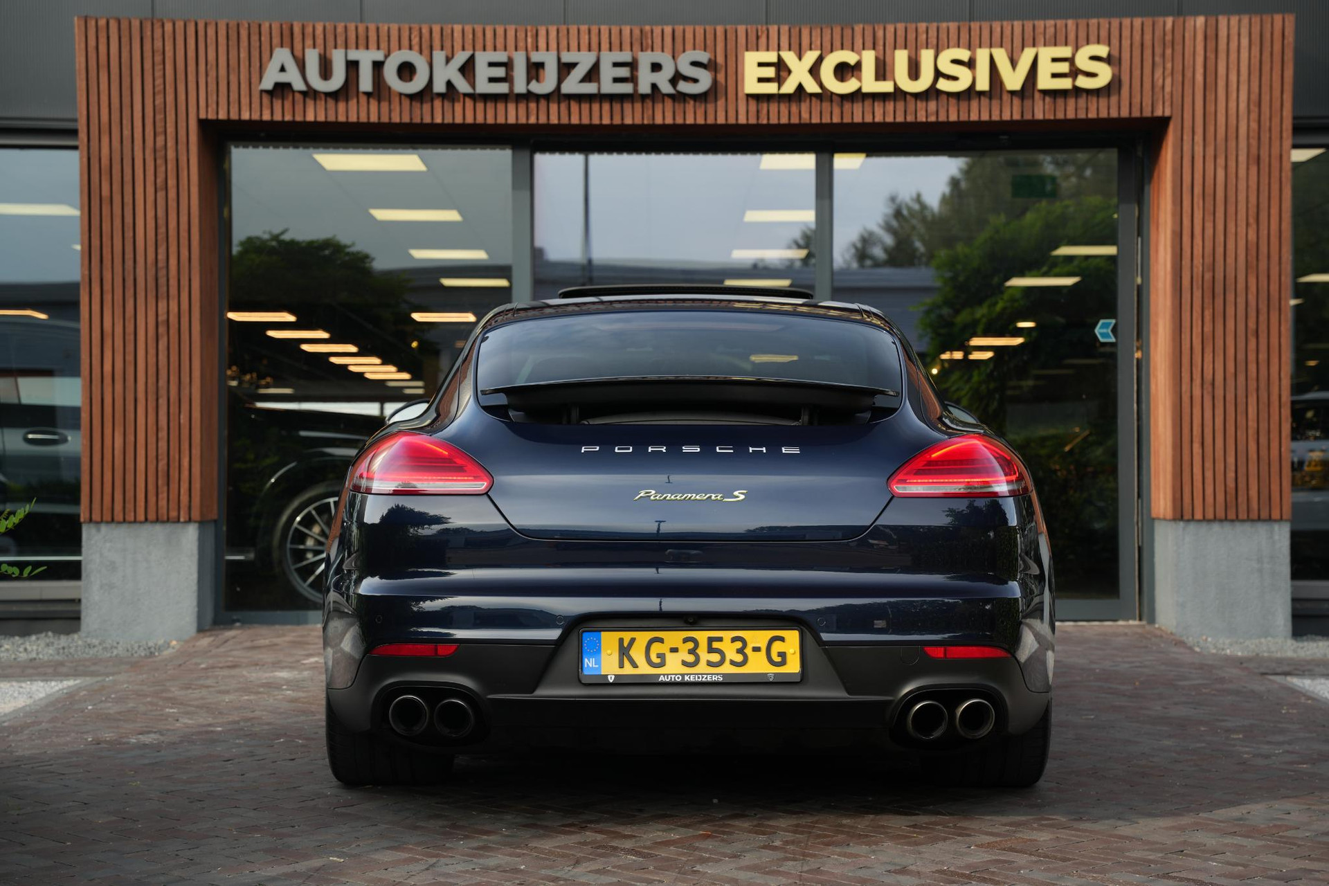 Porsche Panamera 3.0 S E-Hybrid 2016 Nachtblauw metallic 11